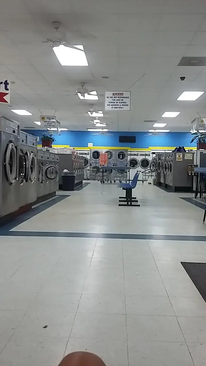 Mountain Wash Laundry - Image 17