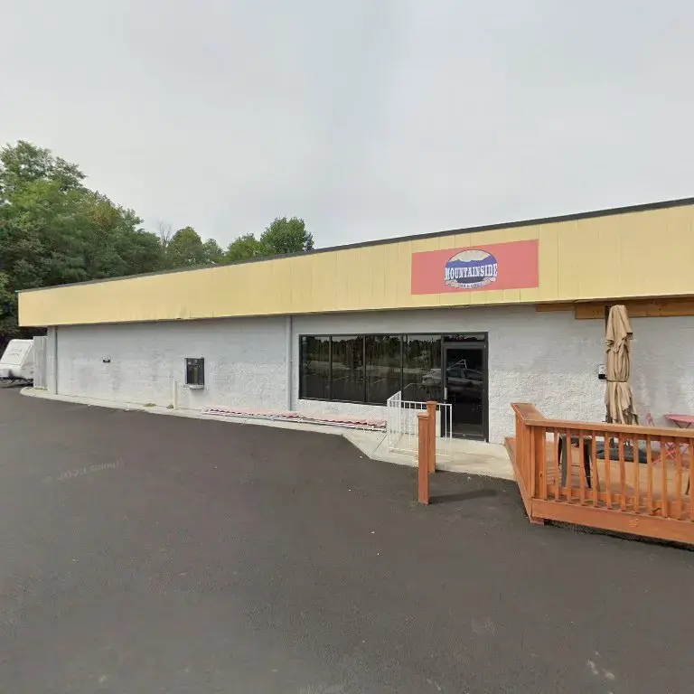 Mountainside Gas, Grocery and Laundromat - Image 4