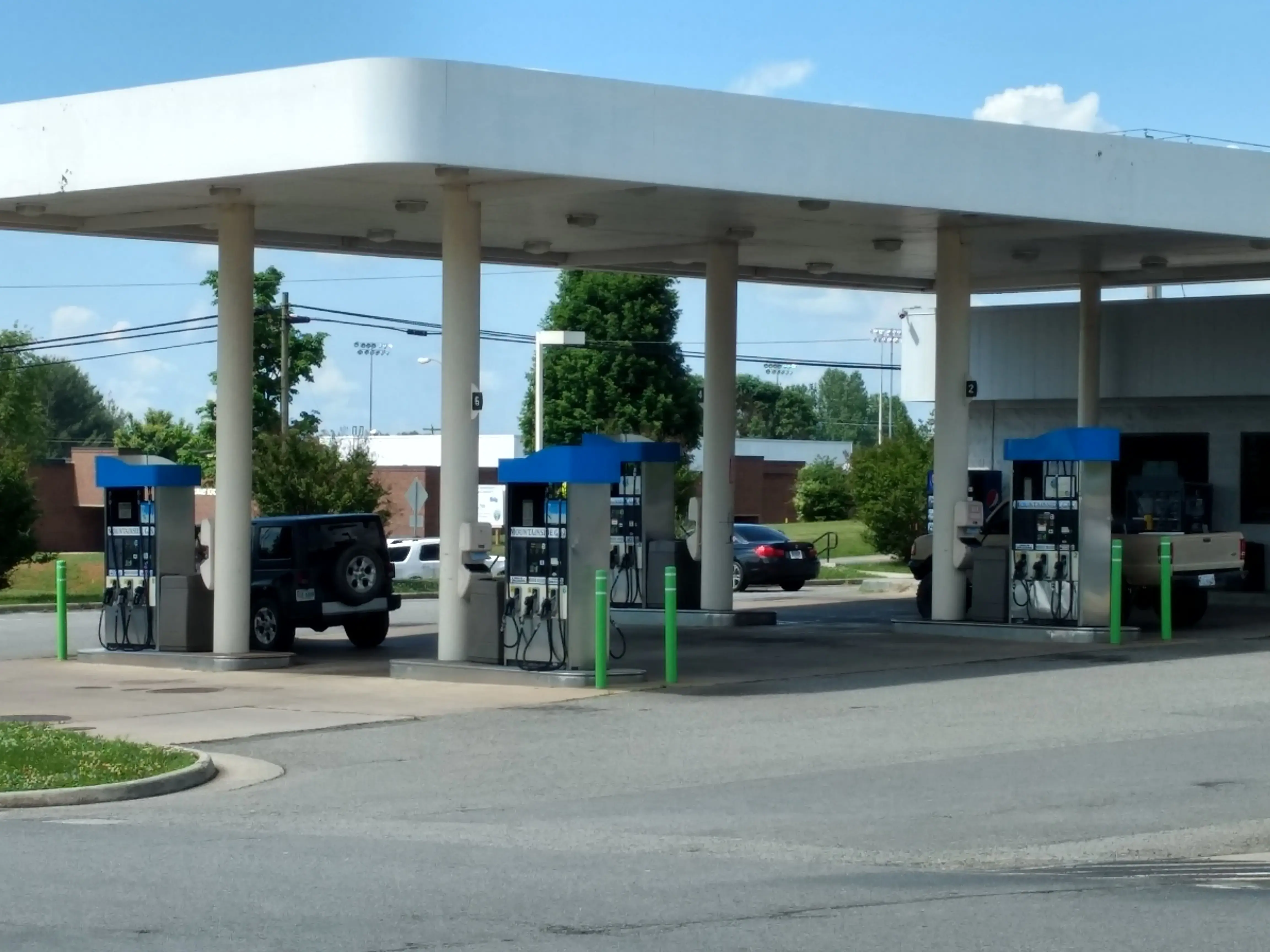 MountainSideEnclave thumbnail 3