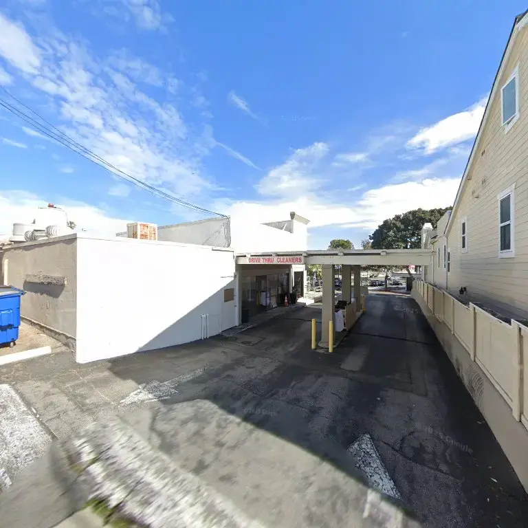 Mr. Best Drive-Thru Cleaners - Image 4