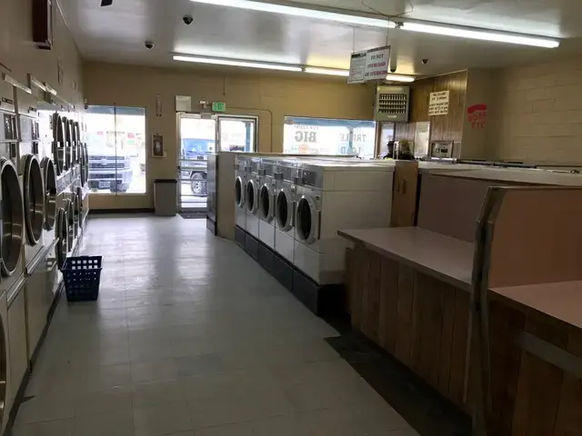 Mr Bubbles Laundromat Fernley - Image 15