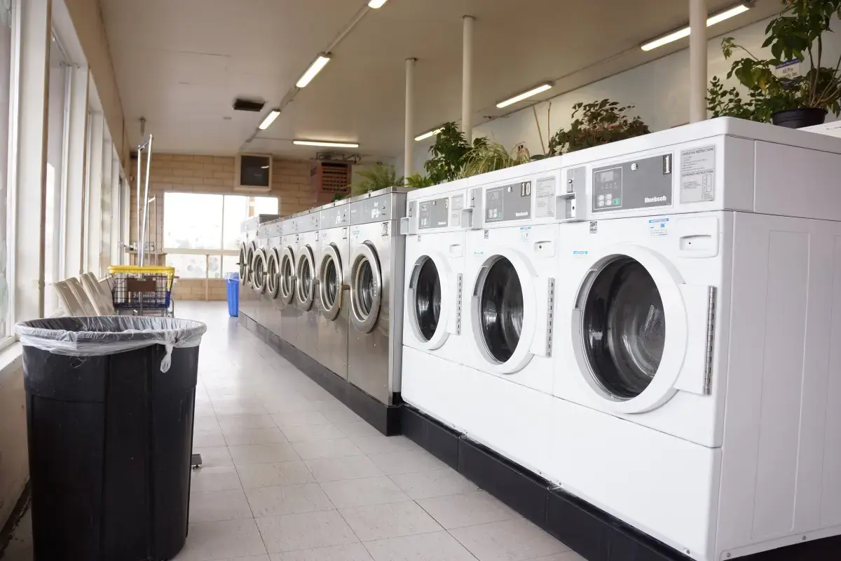 Mr. Bubbles Laundromat Grove - Image 16