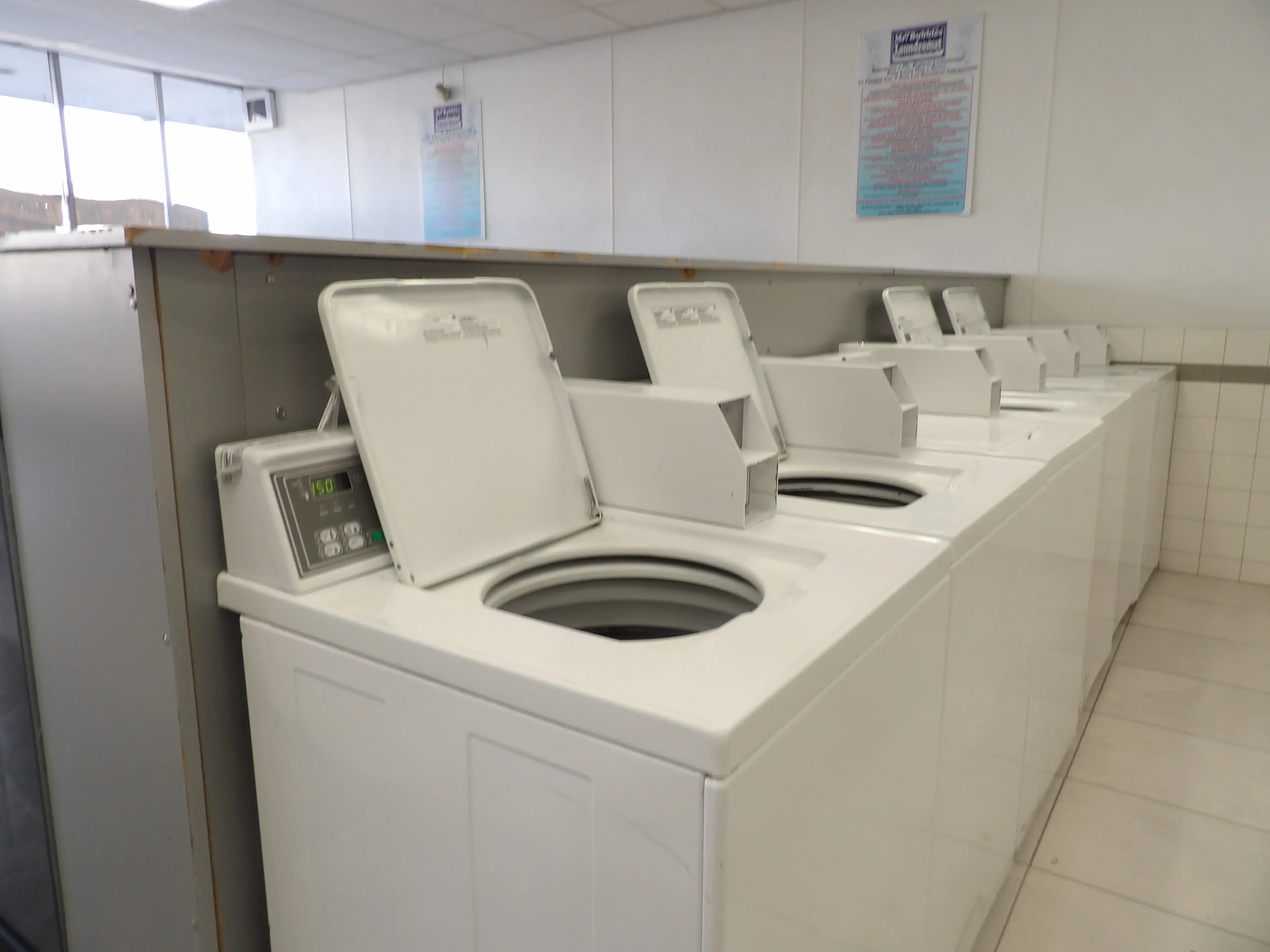 Mr. Bubbles Laundromat Kietzke - Image 7
