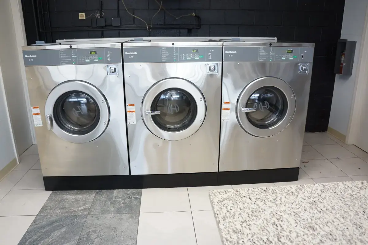 Mr. Bubbles Laundromat Kietzke - Image 12