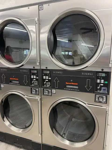 Mr. Bubbles Laundromat thumbnail 19