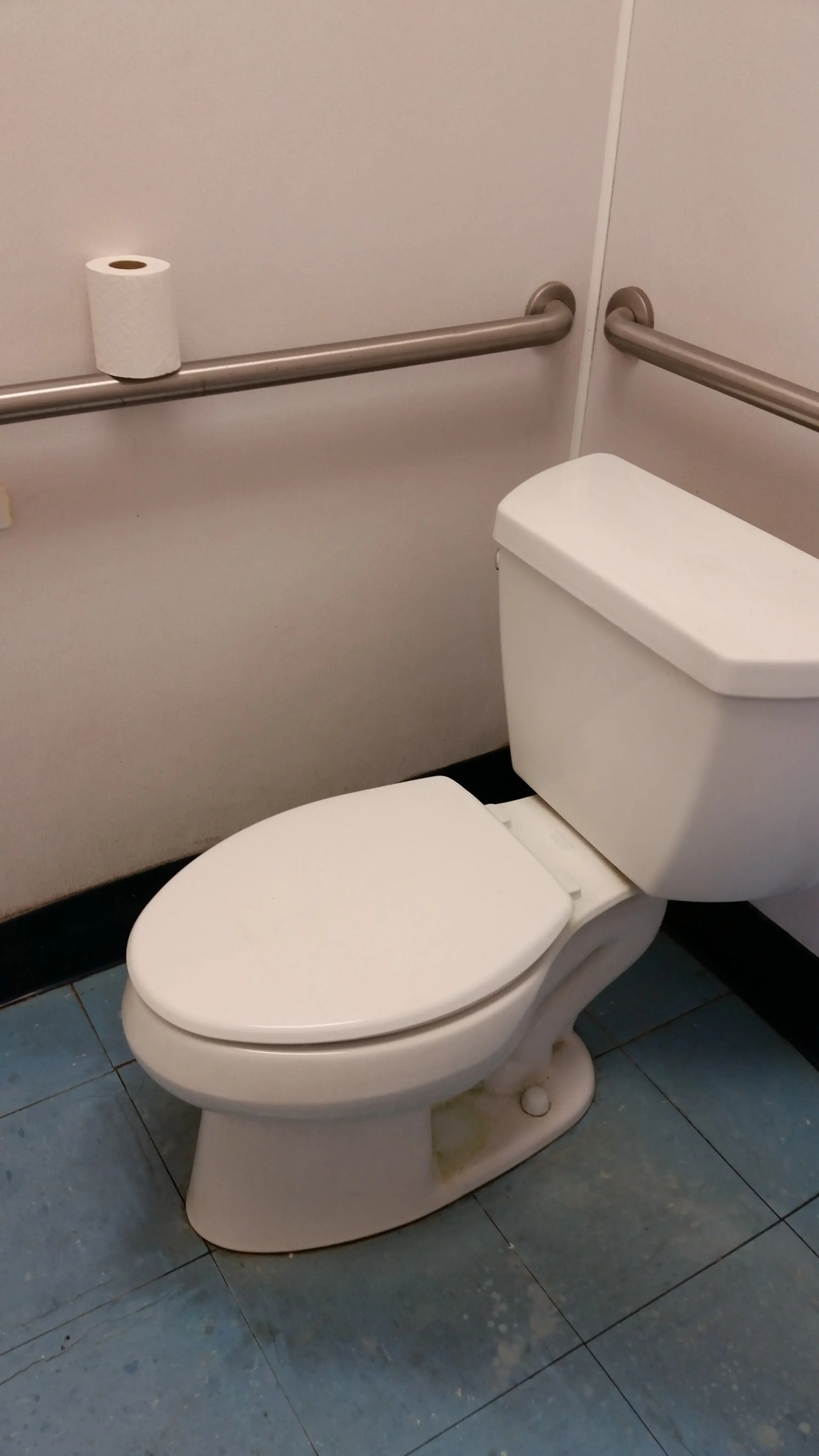 Mr. Bubbles Laundrymat - Image 9