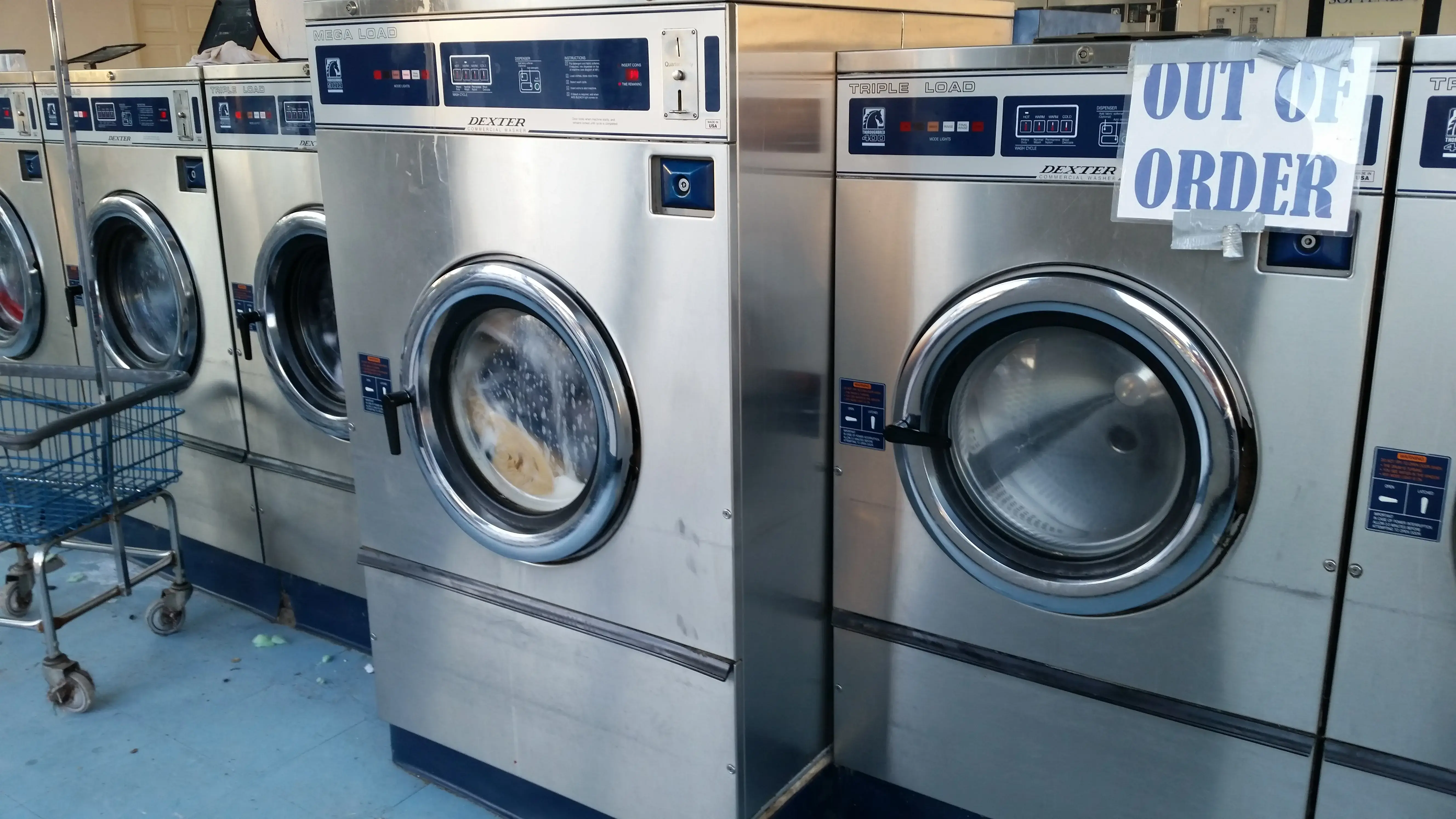 Mr. Bubbles Laundrymat thumbnail 4