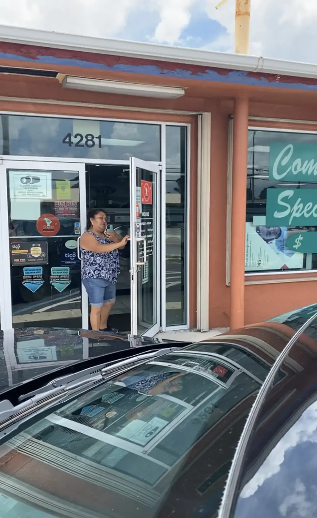 Mr. Clean Laundry & Services - Image 16