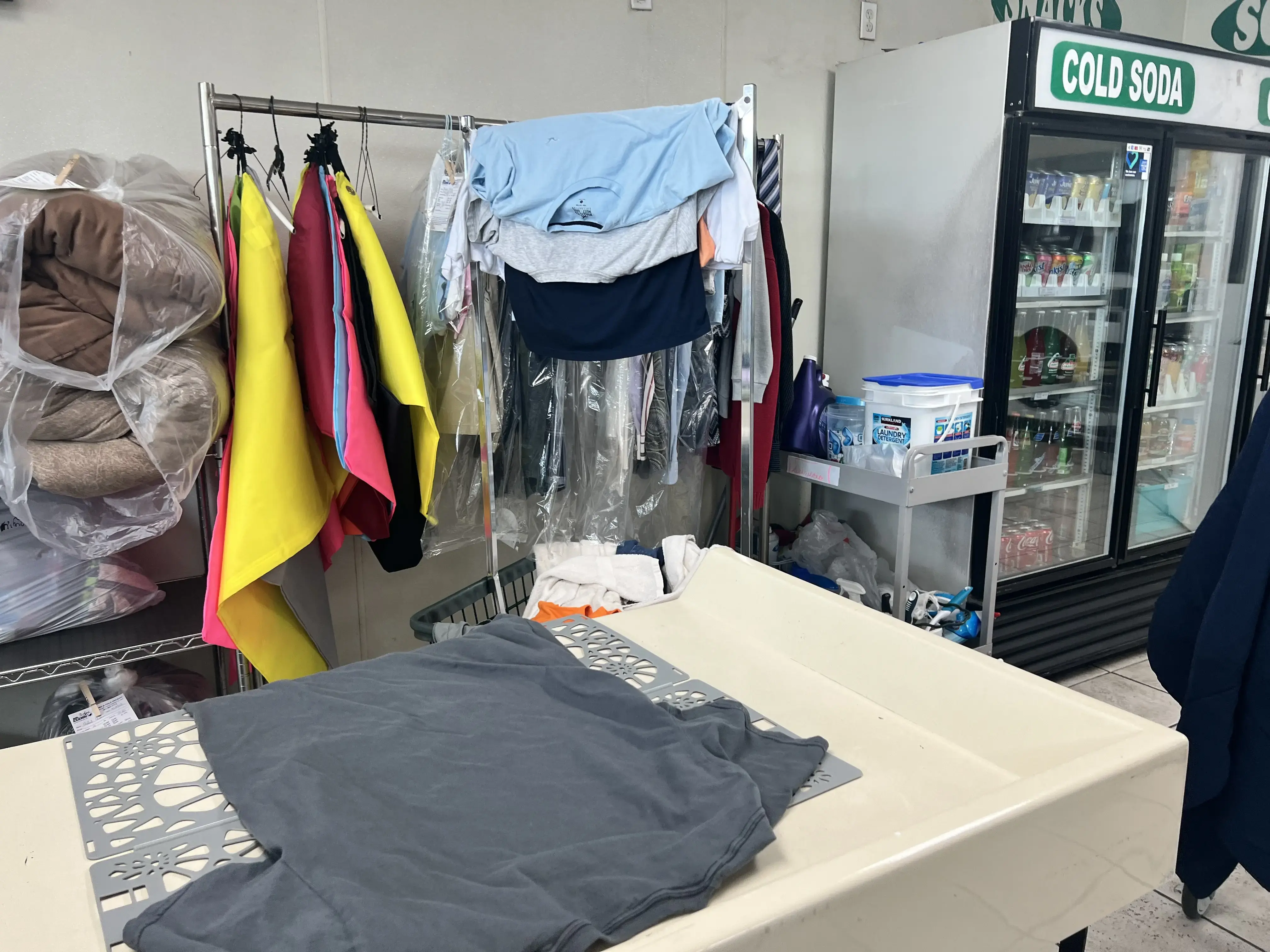 Mr. Clean Laundry & Services thumbnail 18