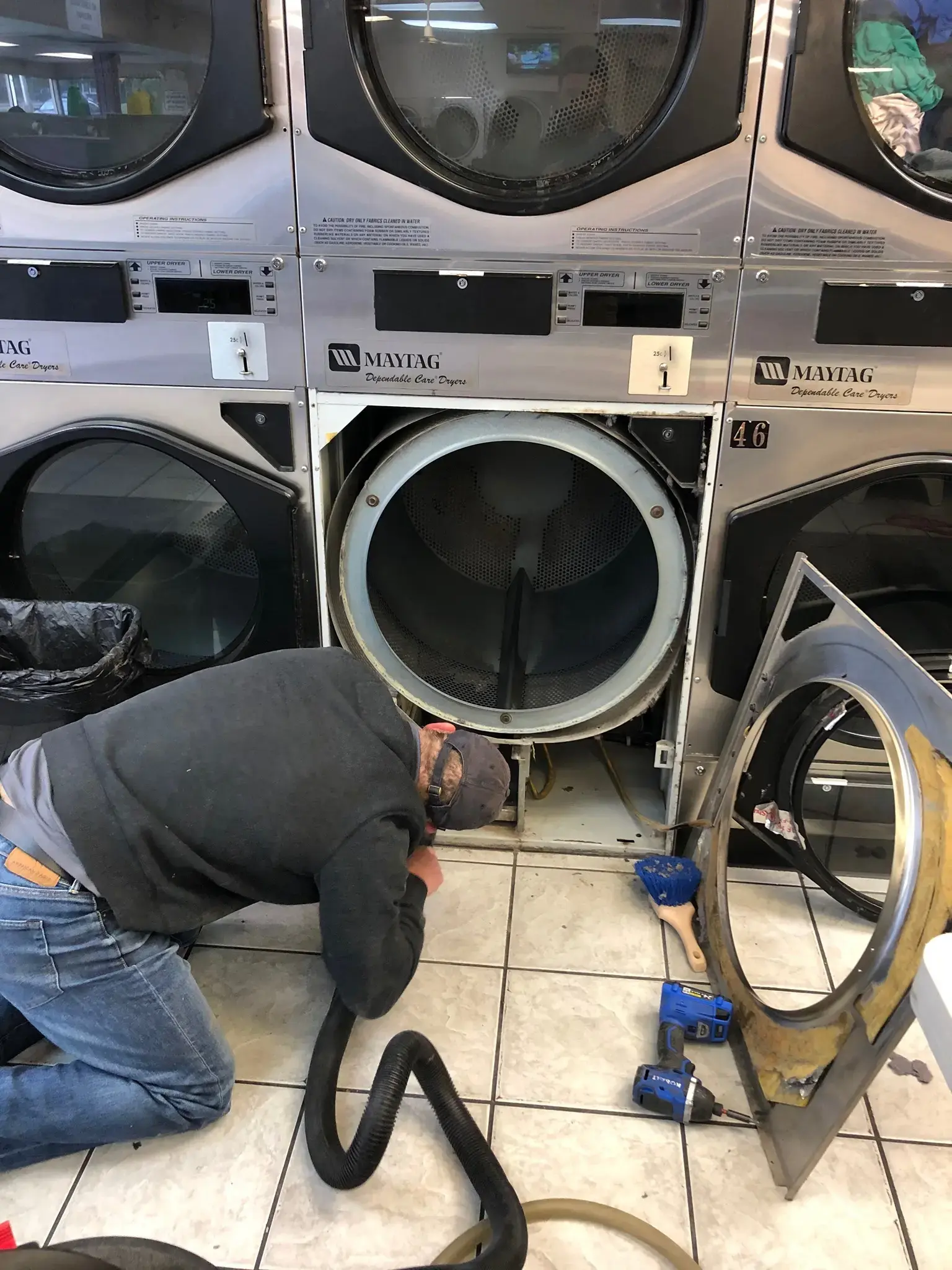 Mr Kleen Laundromat thumbnail 10