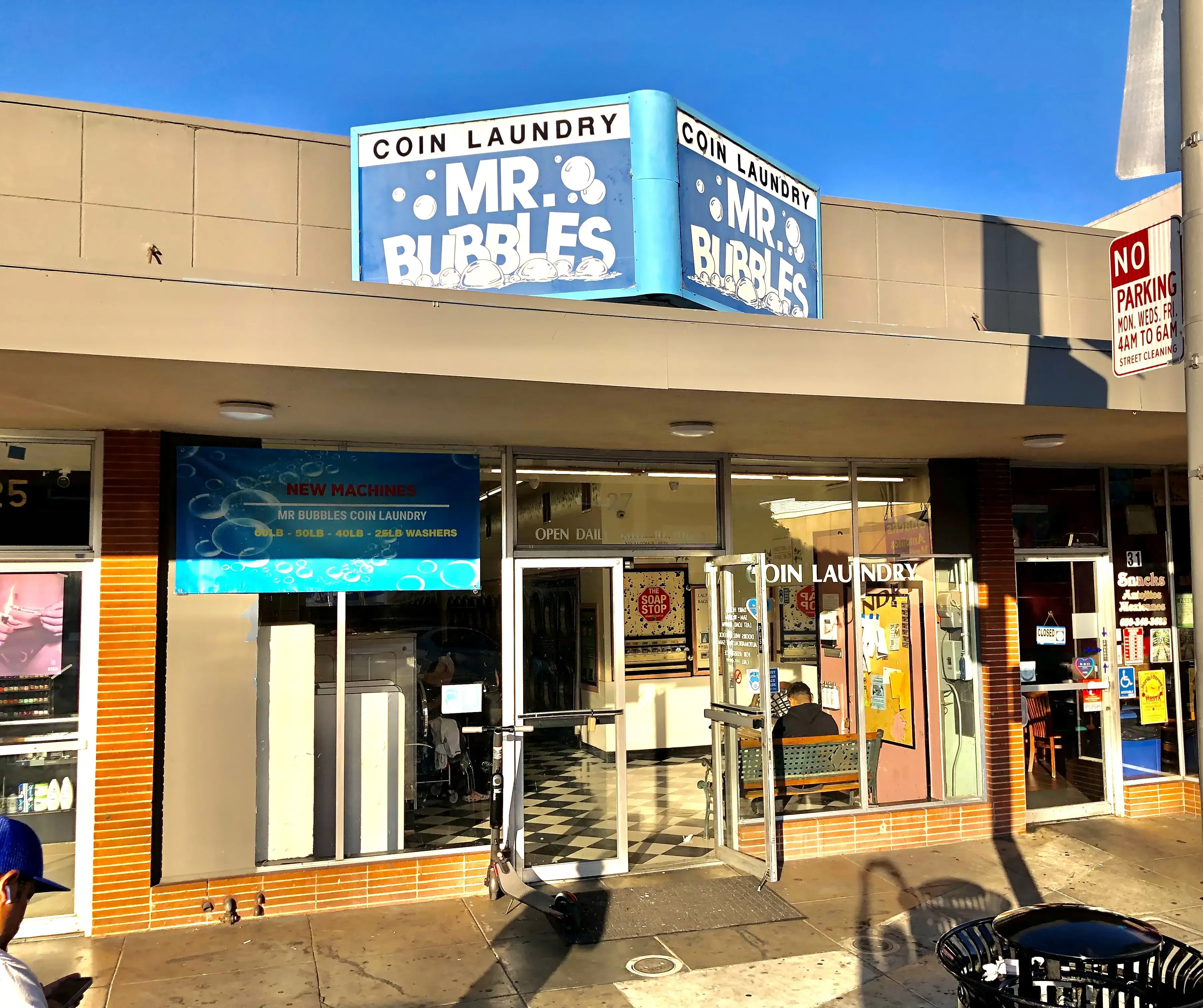 Mr. & Mrs. Bubbles Coin Laundry - Image 5