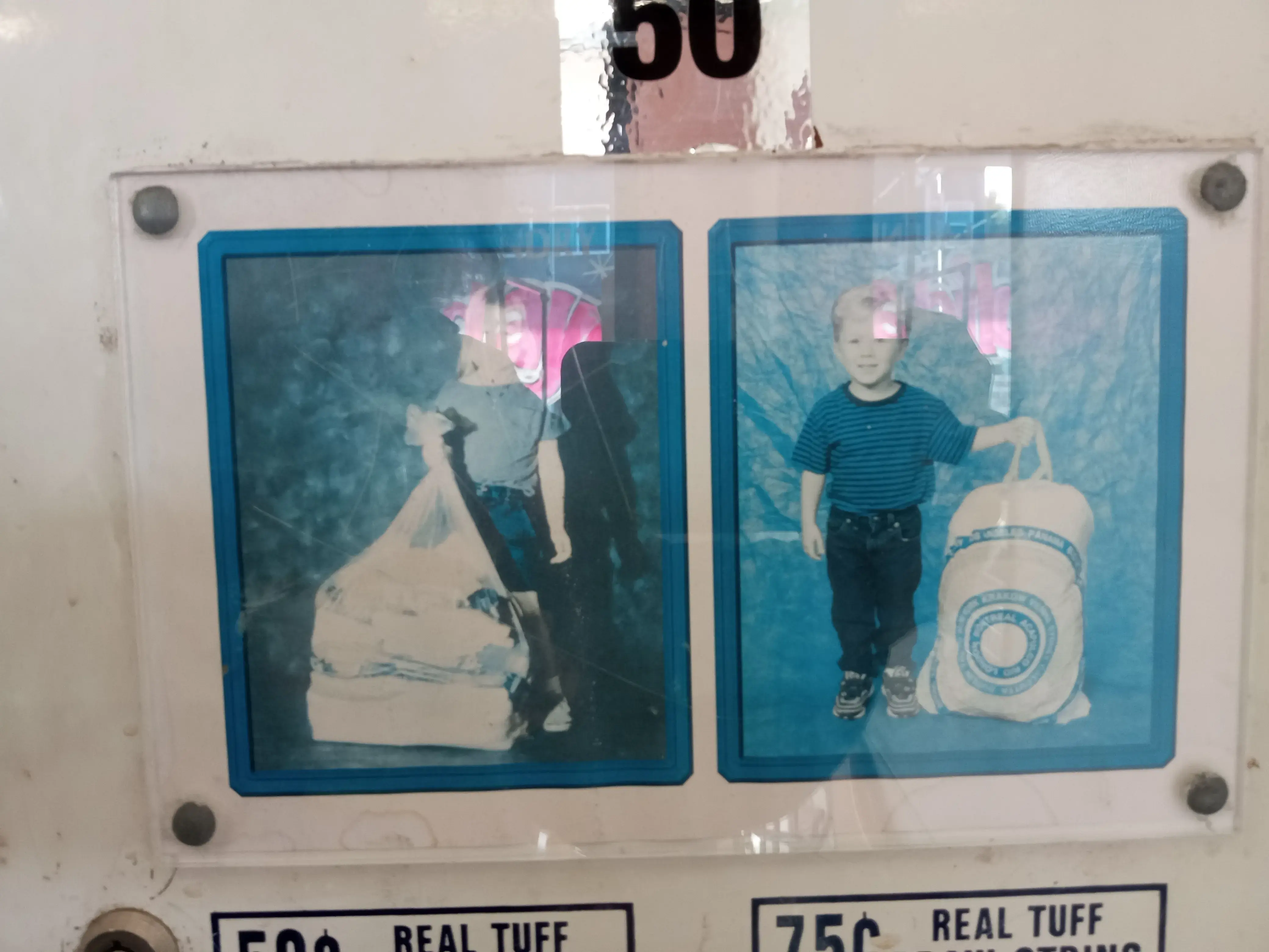 Mr. & Mrs. Bubbles Coin Laundry thumbnail 16