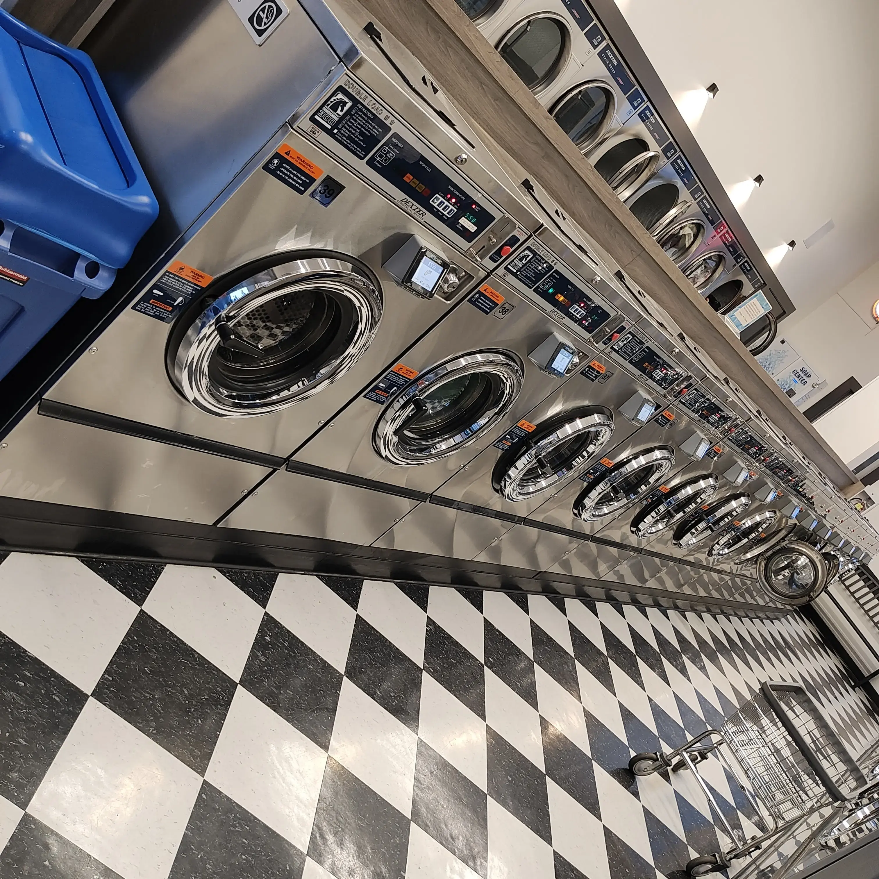 Mr & Ms Bubbles Coin Laundries - Image 12