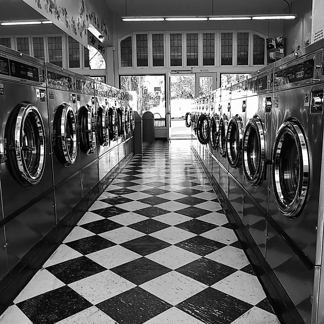 Mr & Ms Bubbles Coin Laundries - Image 16