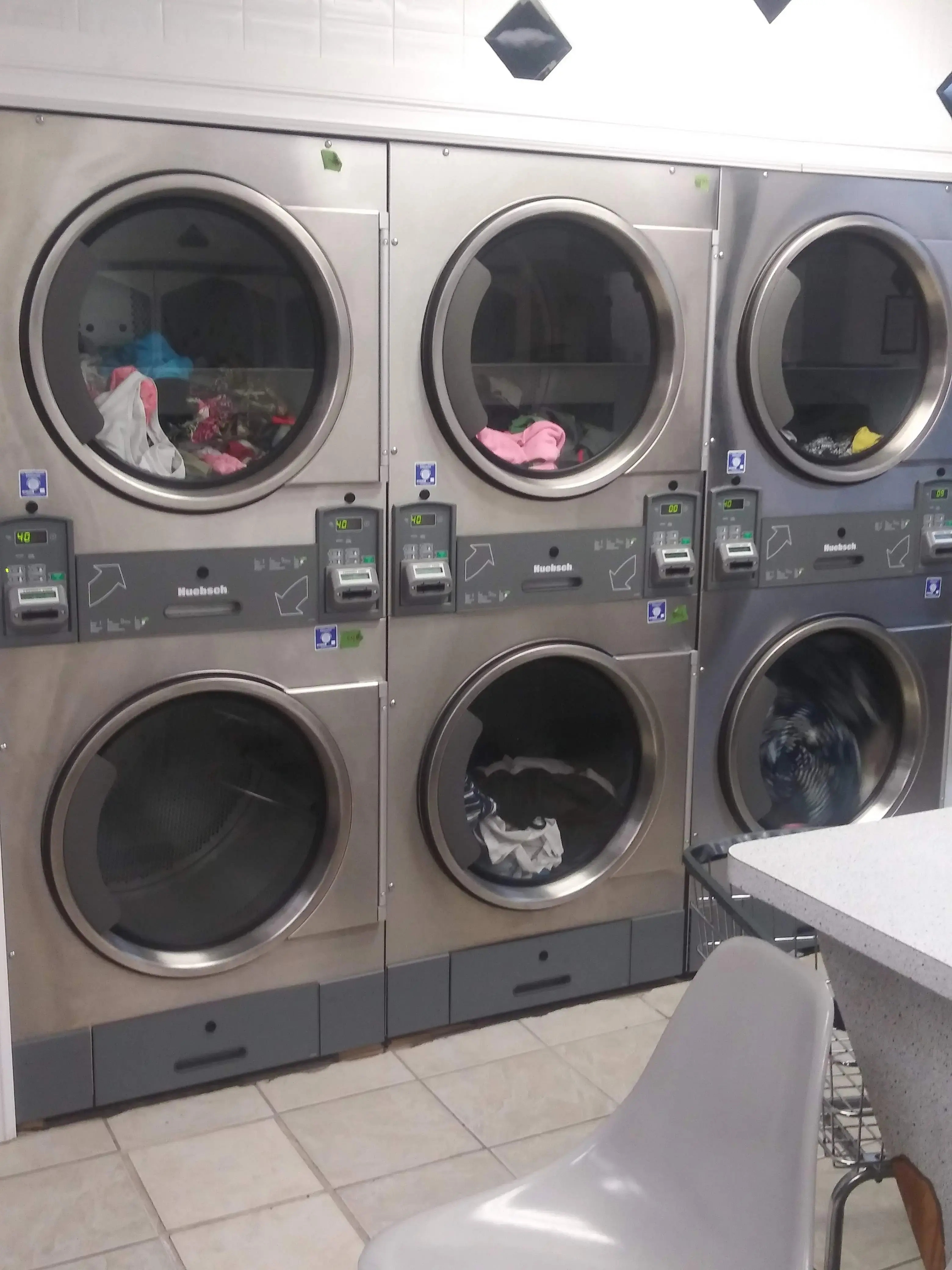 Mr. Pete's Laundromat thumbnail 4