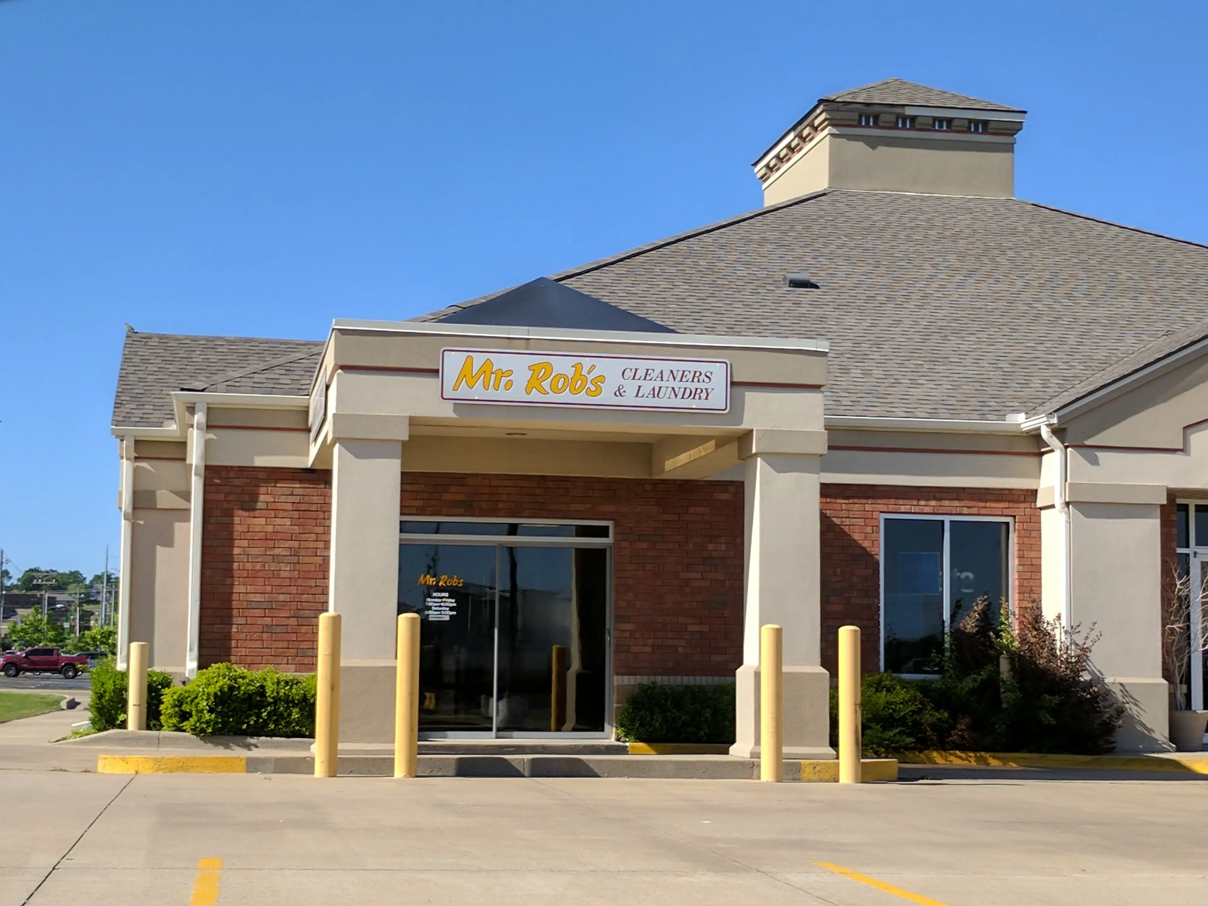 Mr Rob's Cleaners & Laundry - Image 2