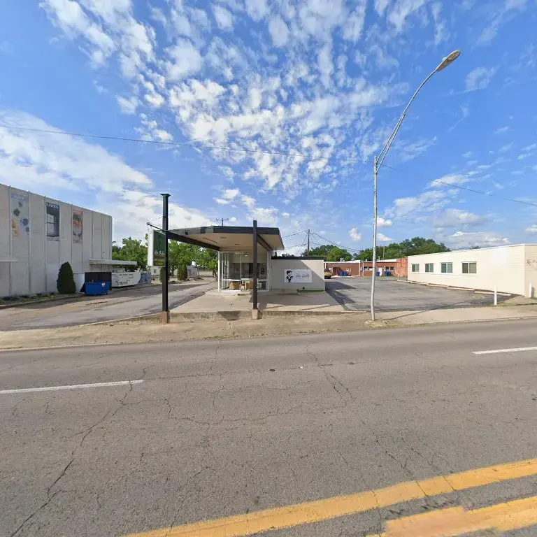 Mr. Rob's Dry Cleaners & Laundry - Image 12