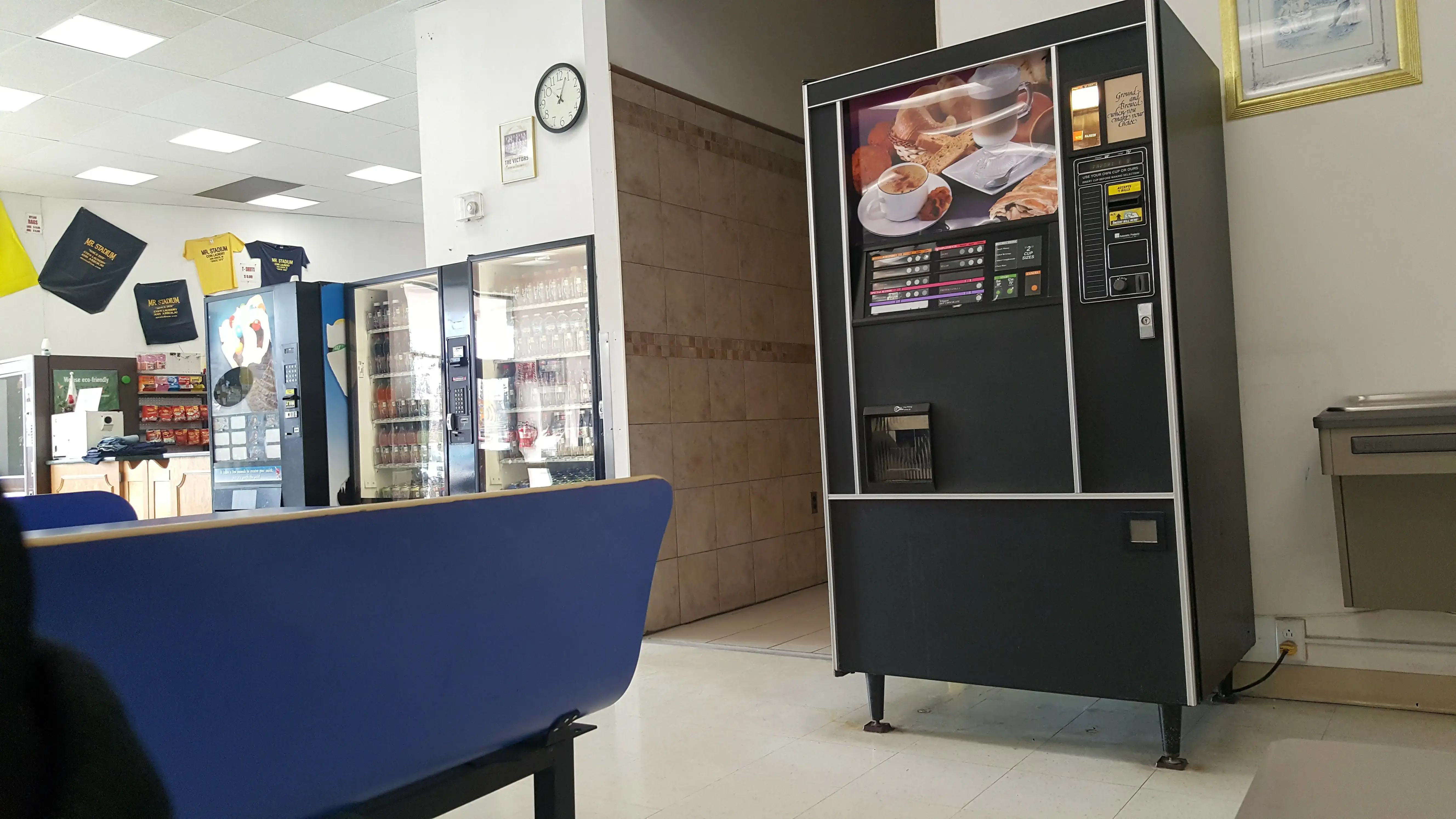 Mr. Stadium Coin Laundry - Image 12