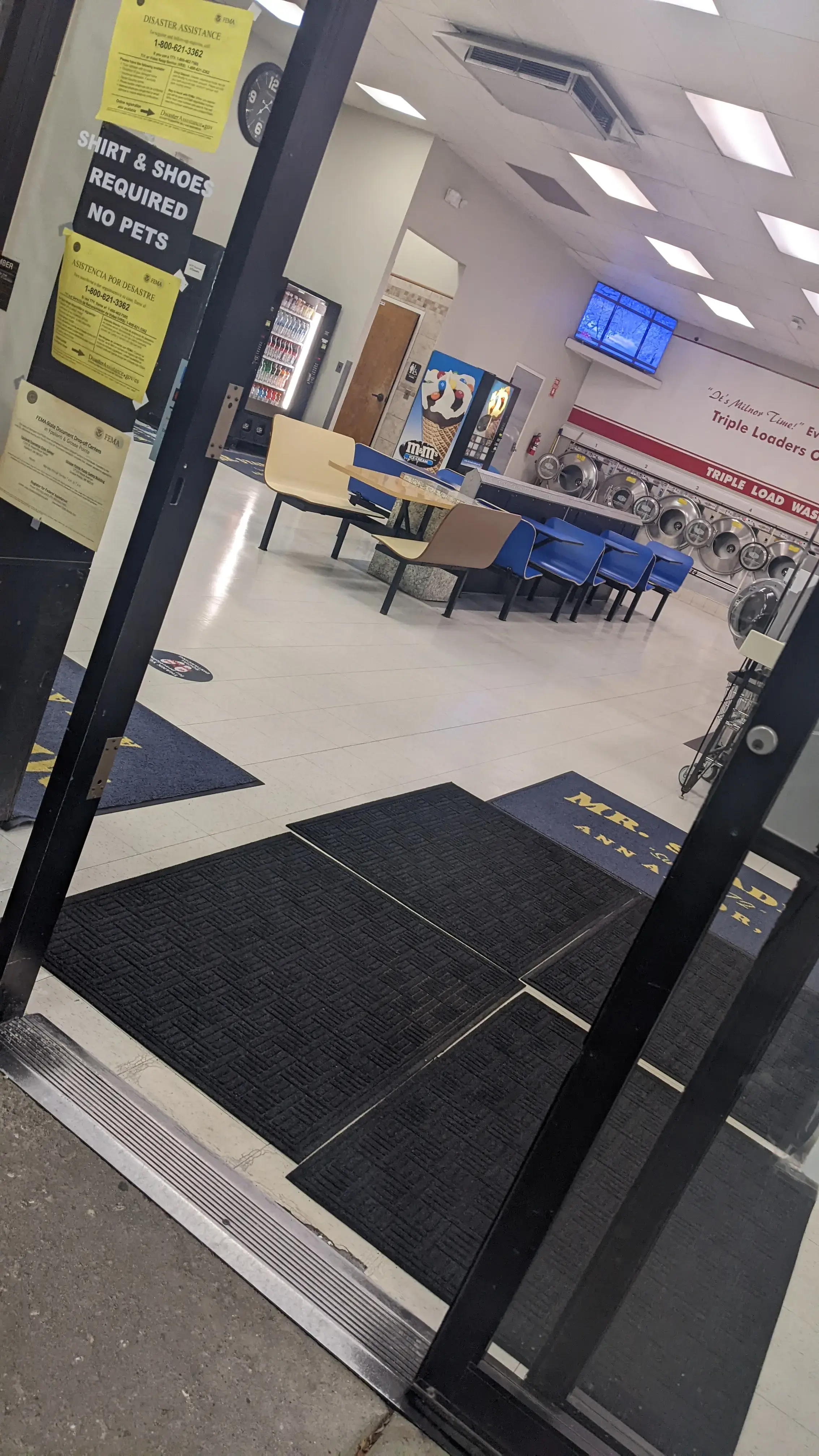 Mr. Stadium Coin Laundry - Image 17