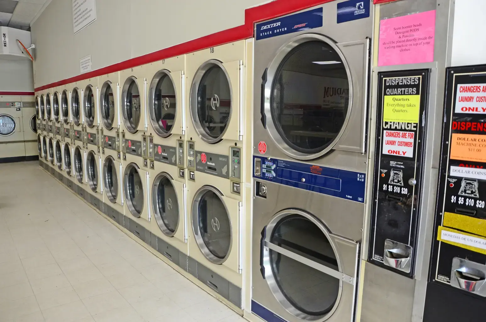 Mr. Stadium Coin Laundry - Image 4