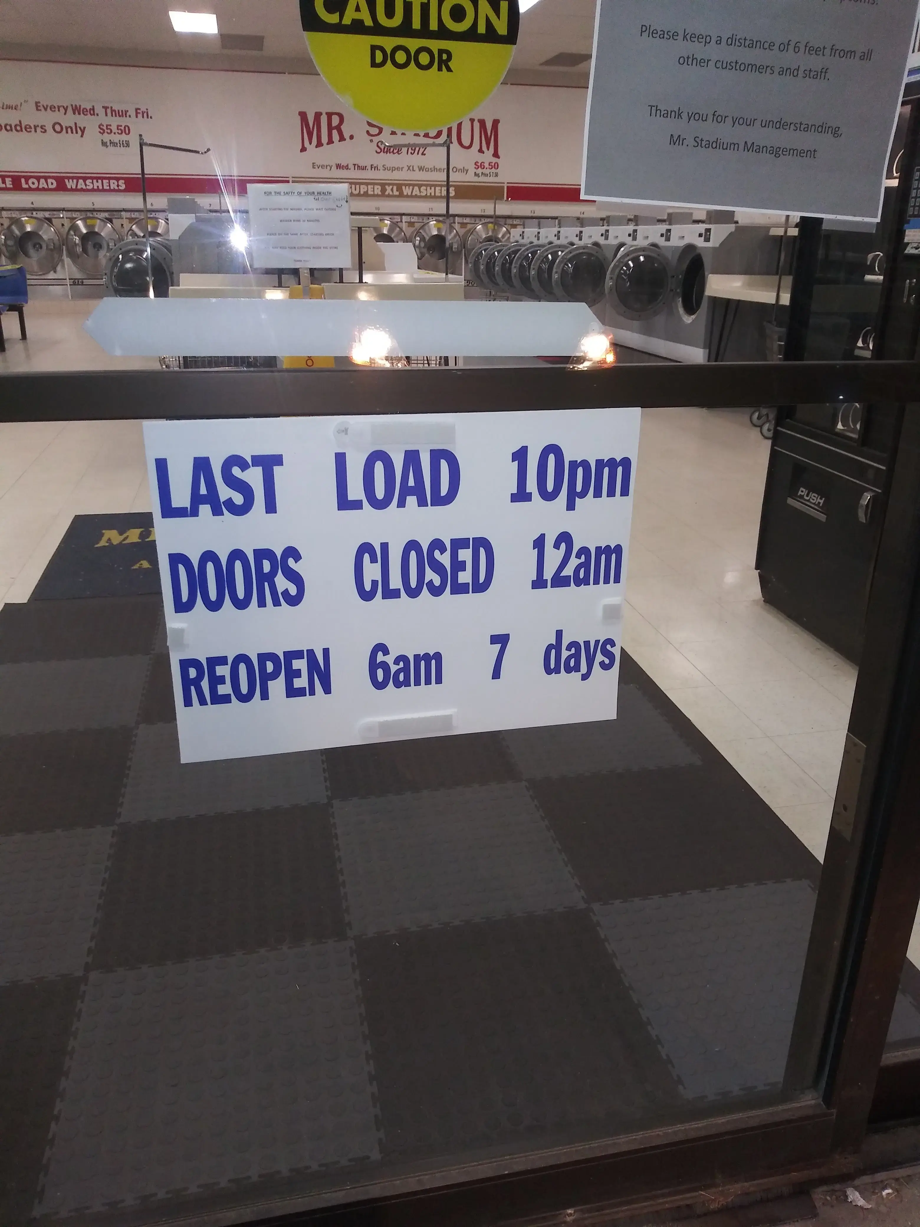 Mr. Stadium Coin Laundry - Image 18