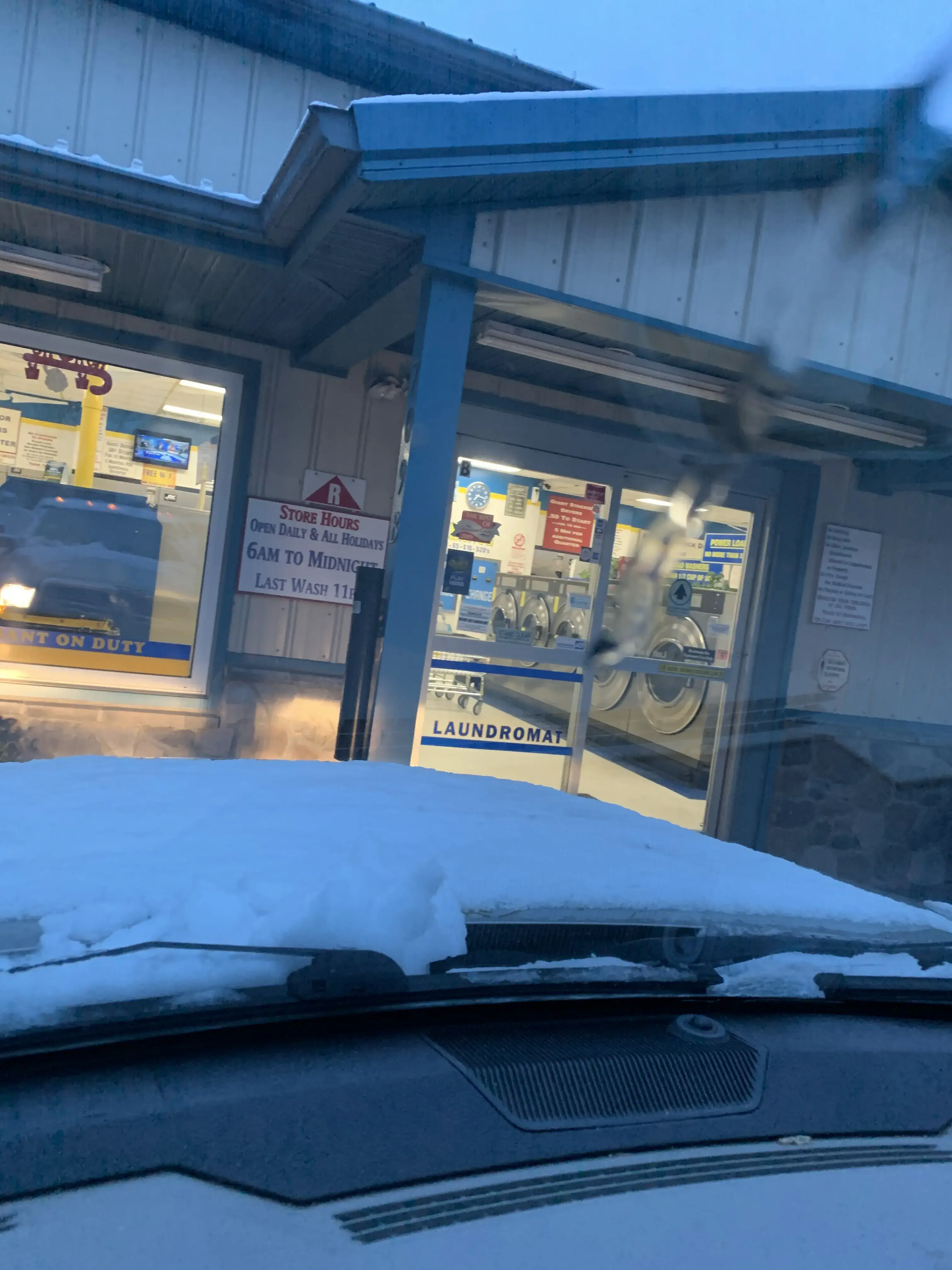 Mr. Suds Laundromat thumbnail 14