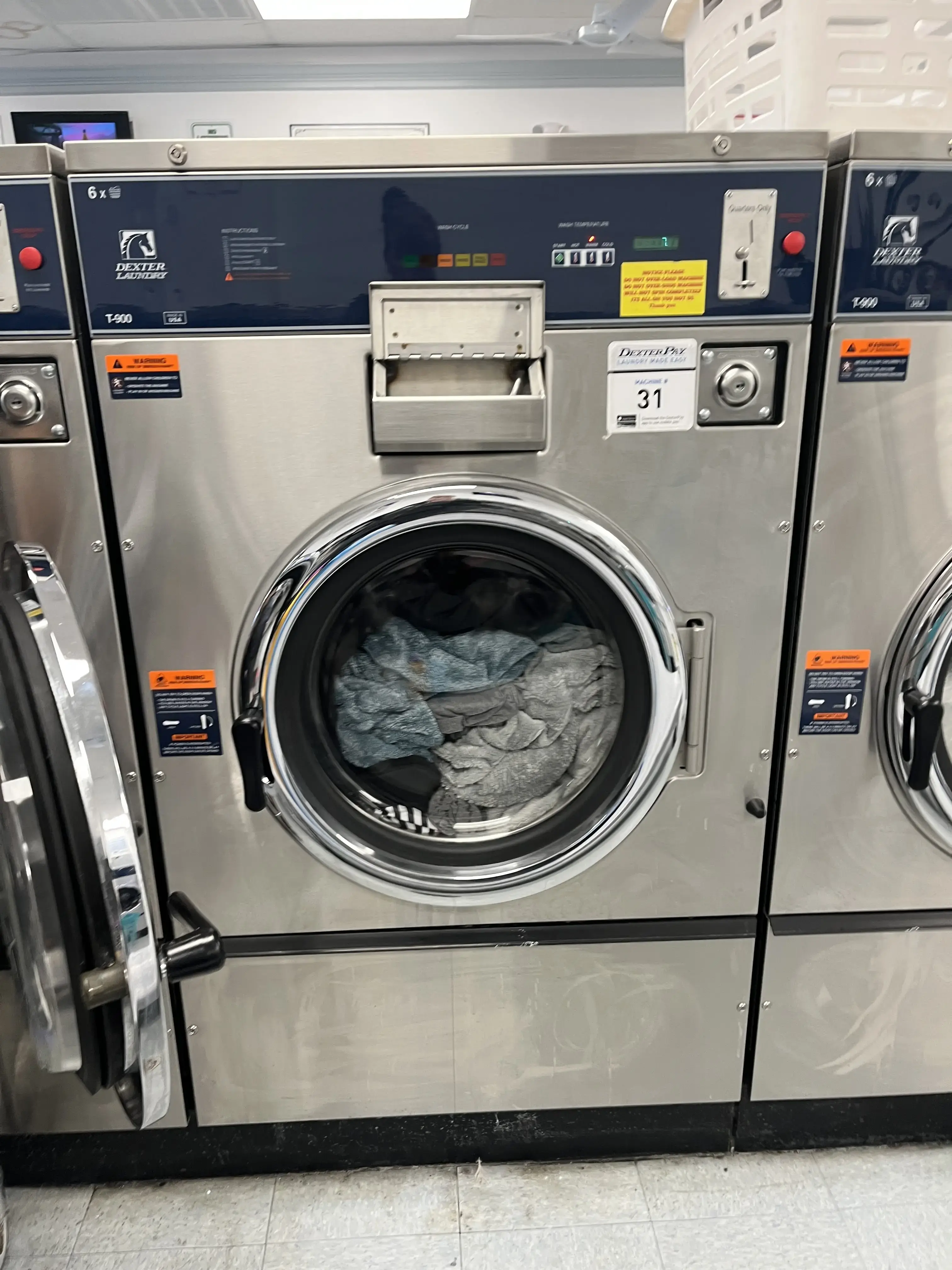 Mr Suds Laundromat - Image 12