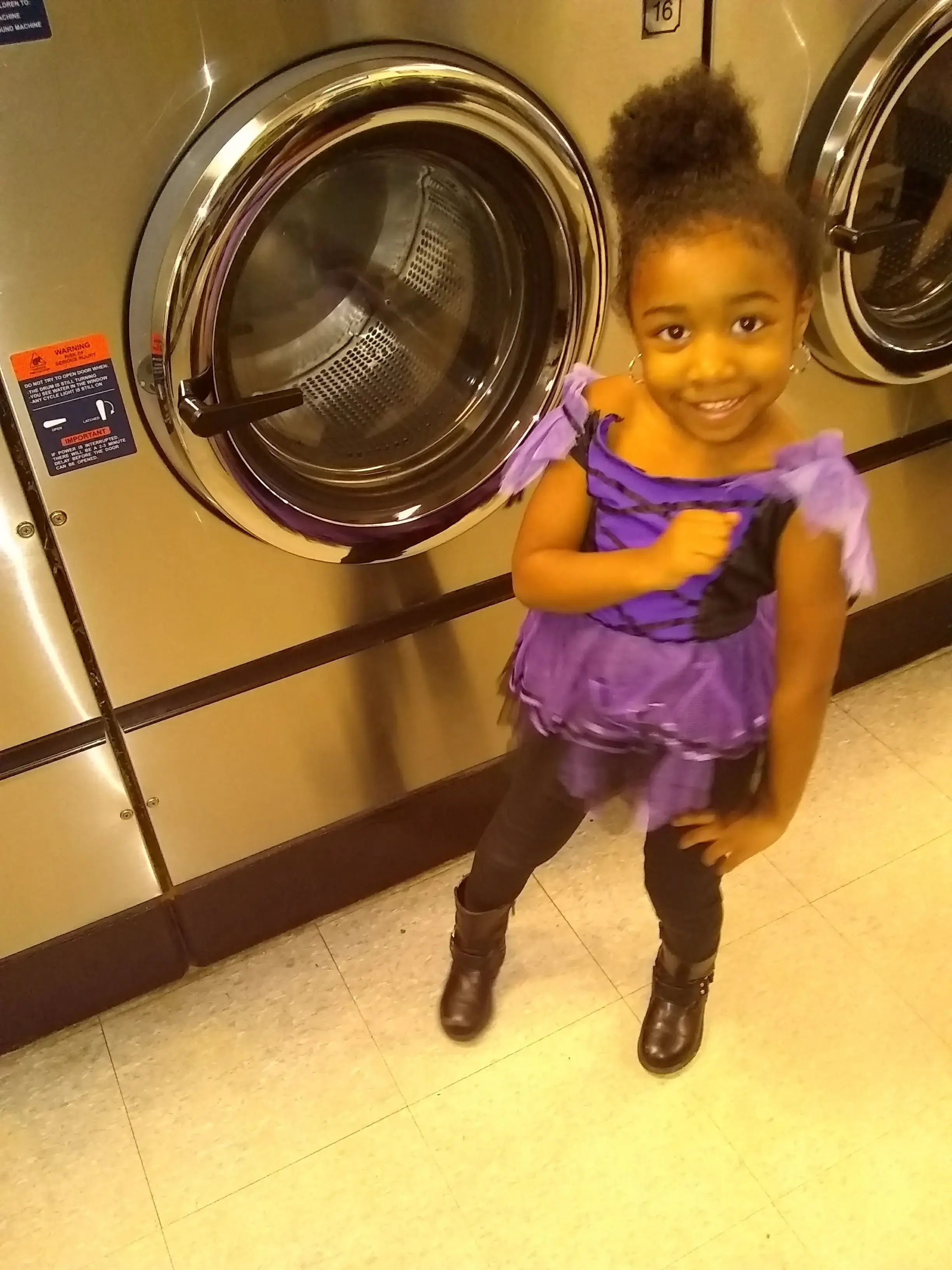 Mr. Suds Laundromat thumbnail 12