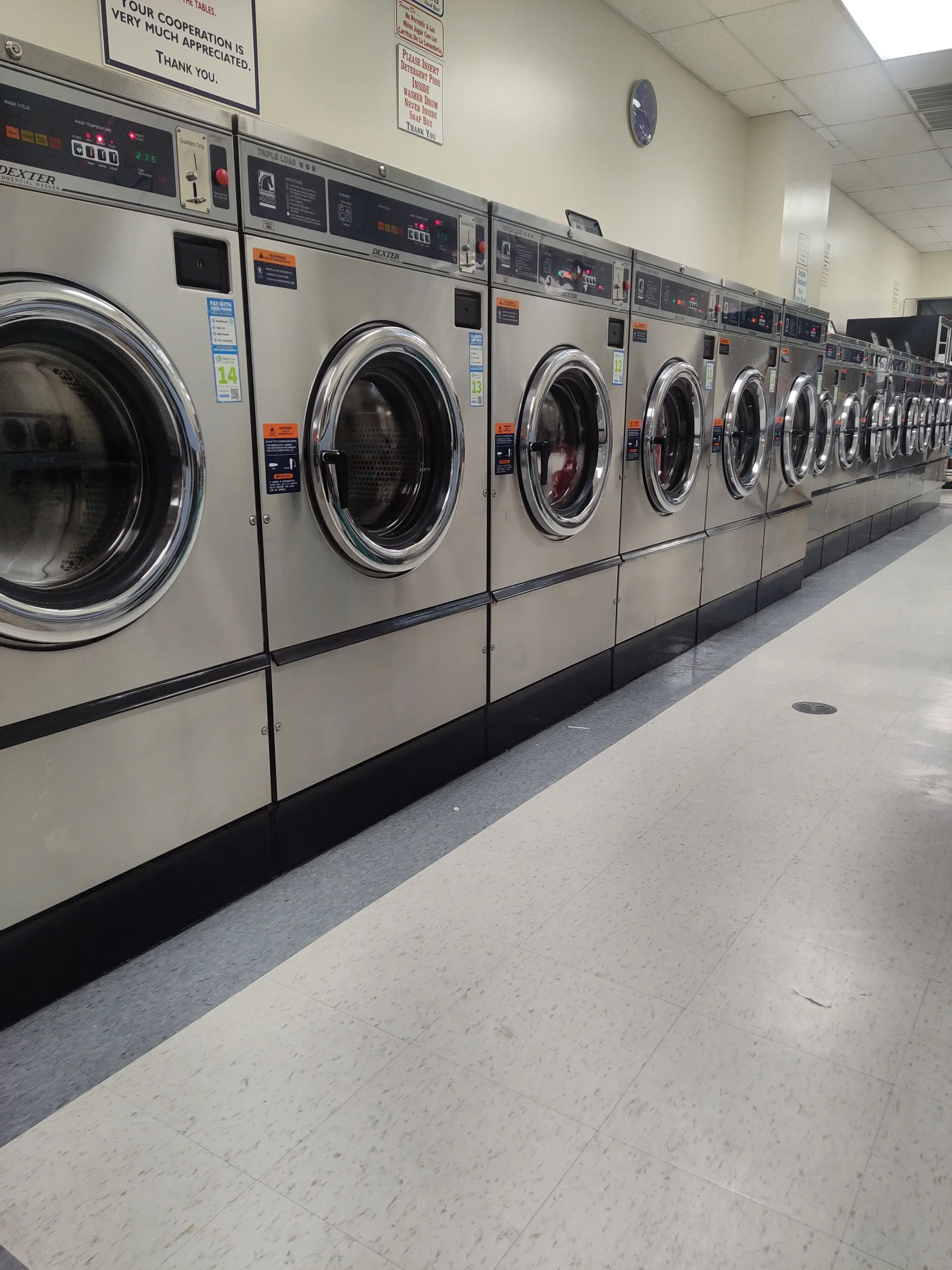 Mr. Suds Laundromat location