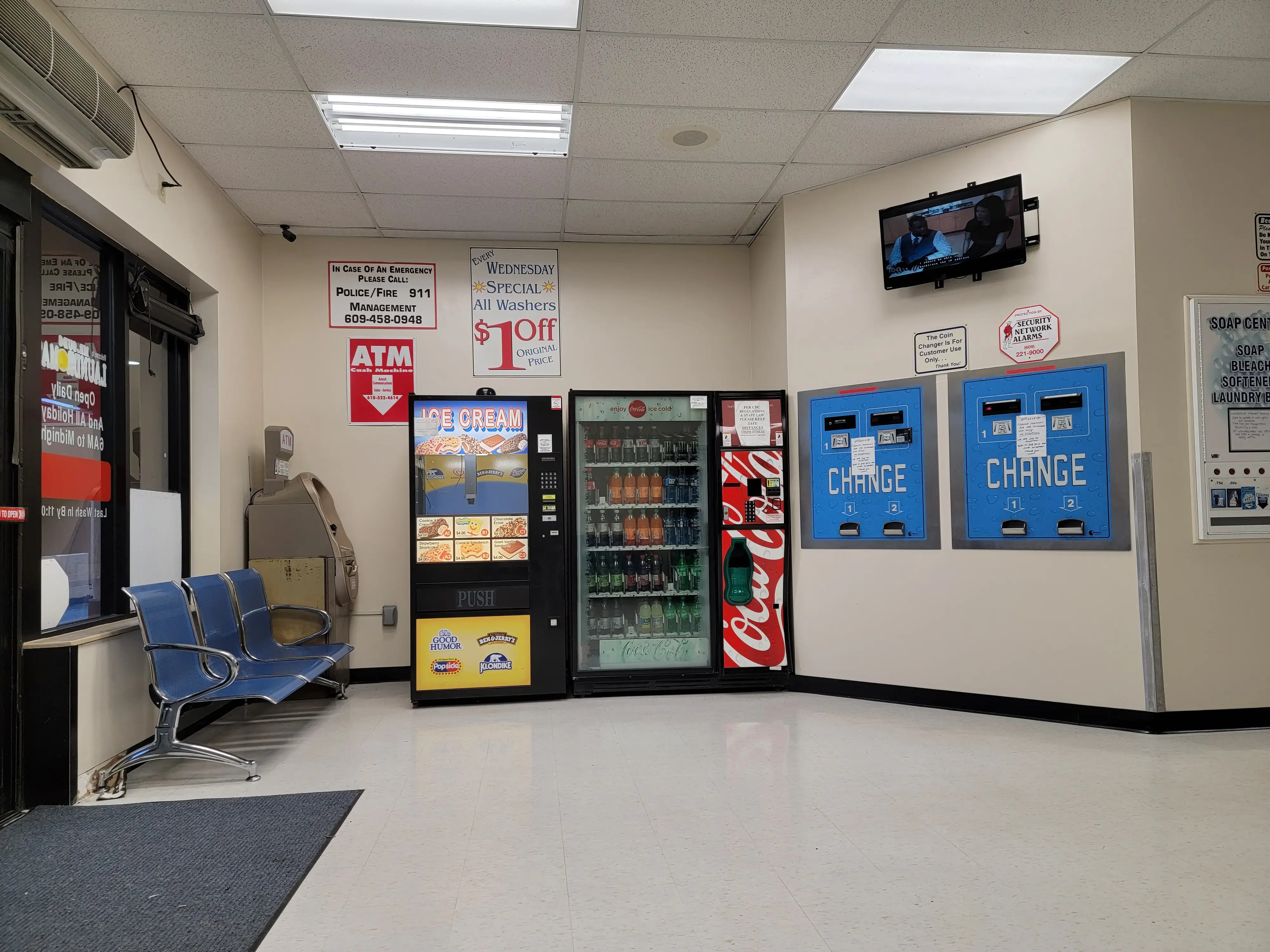 Mr. Suds Laundromat thumbnail 14