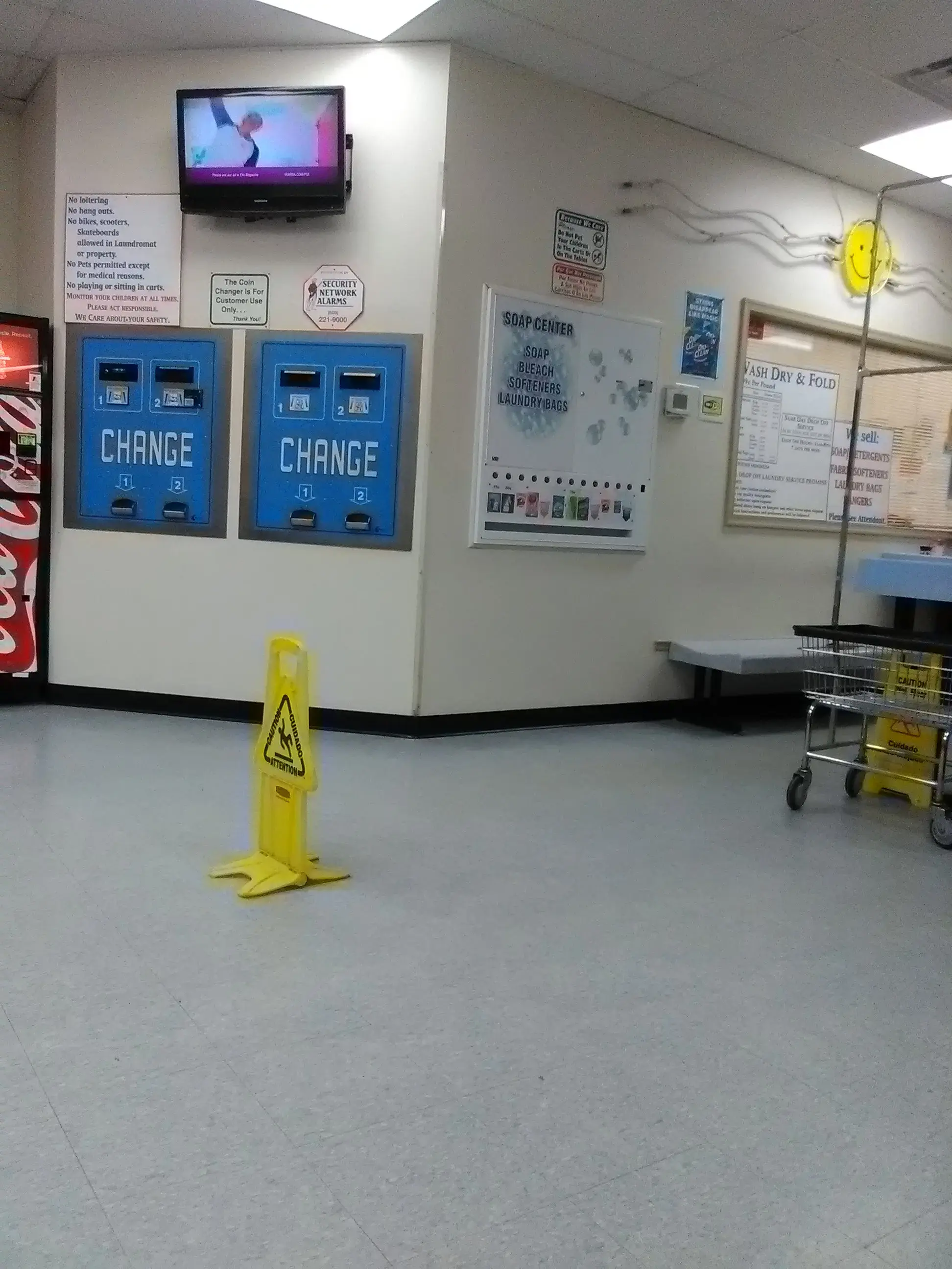 Mr. Suds Laundromat - Image 10