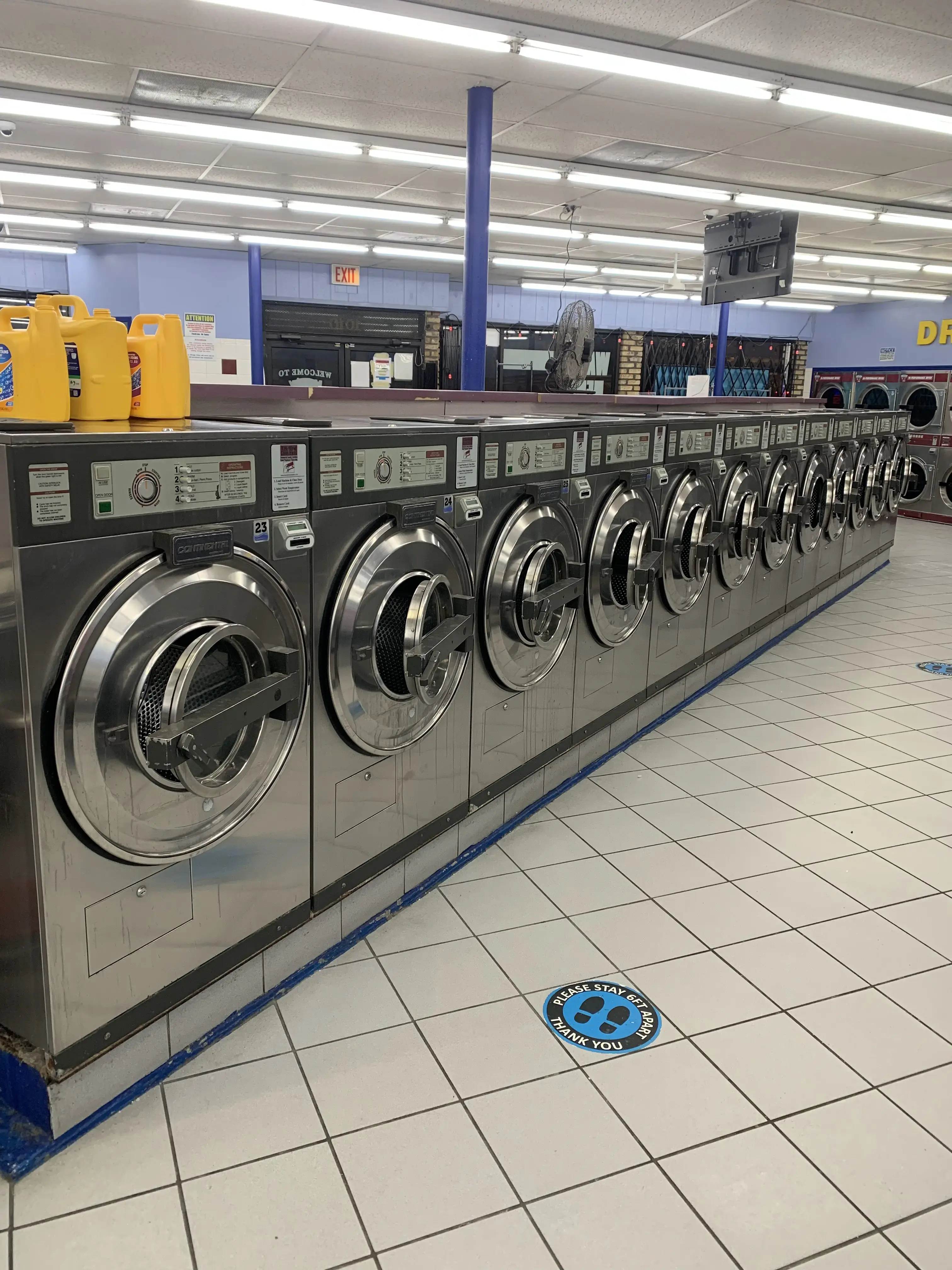 Mr. Sudsy Laundromat thumbnail 2