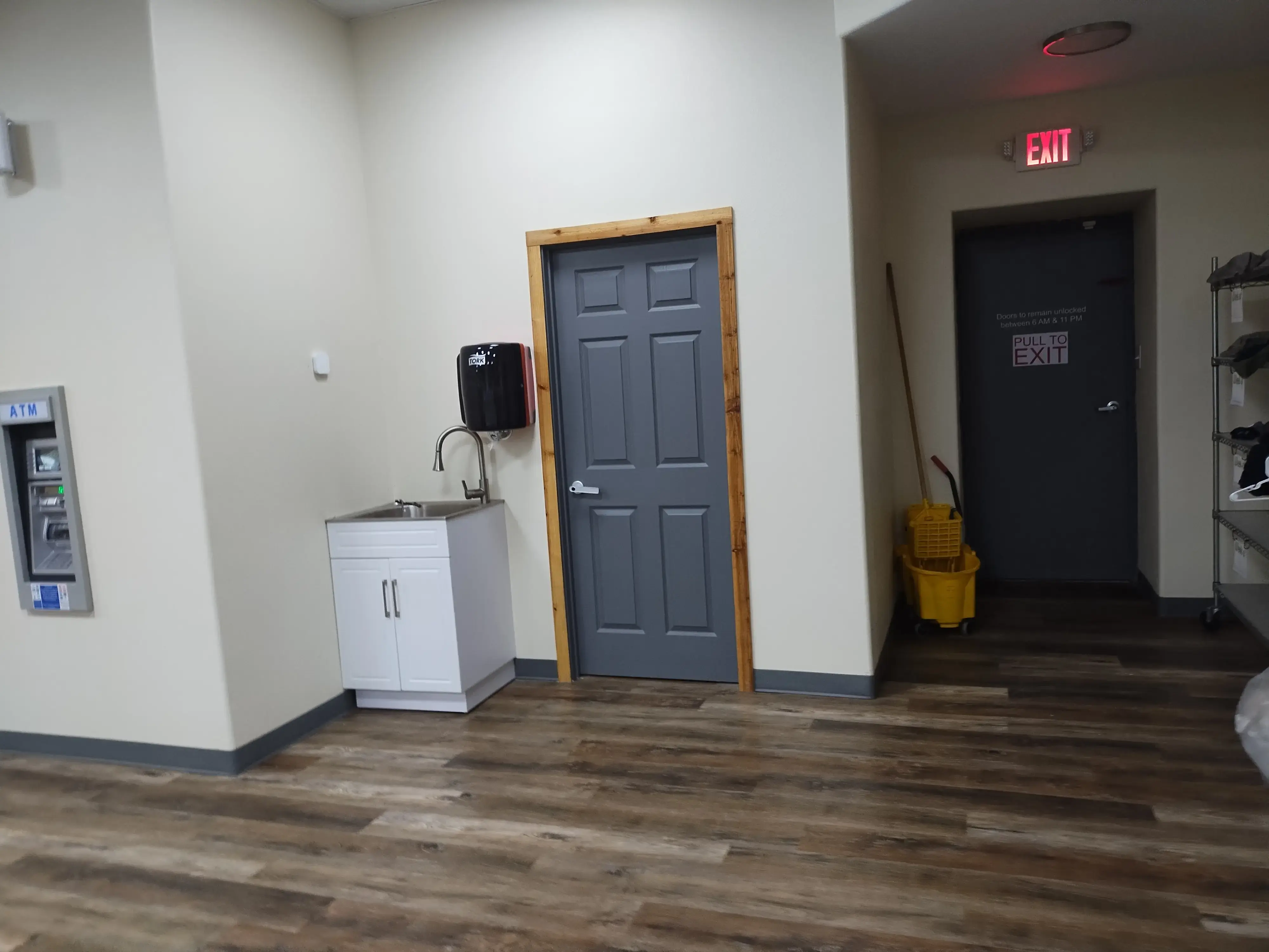 Mr. Washy's - Image 6