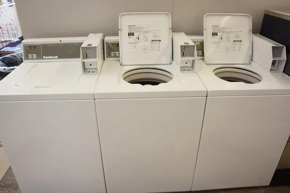 Mr.Bubbles Laundromat North Virginia thumbnail 5
