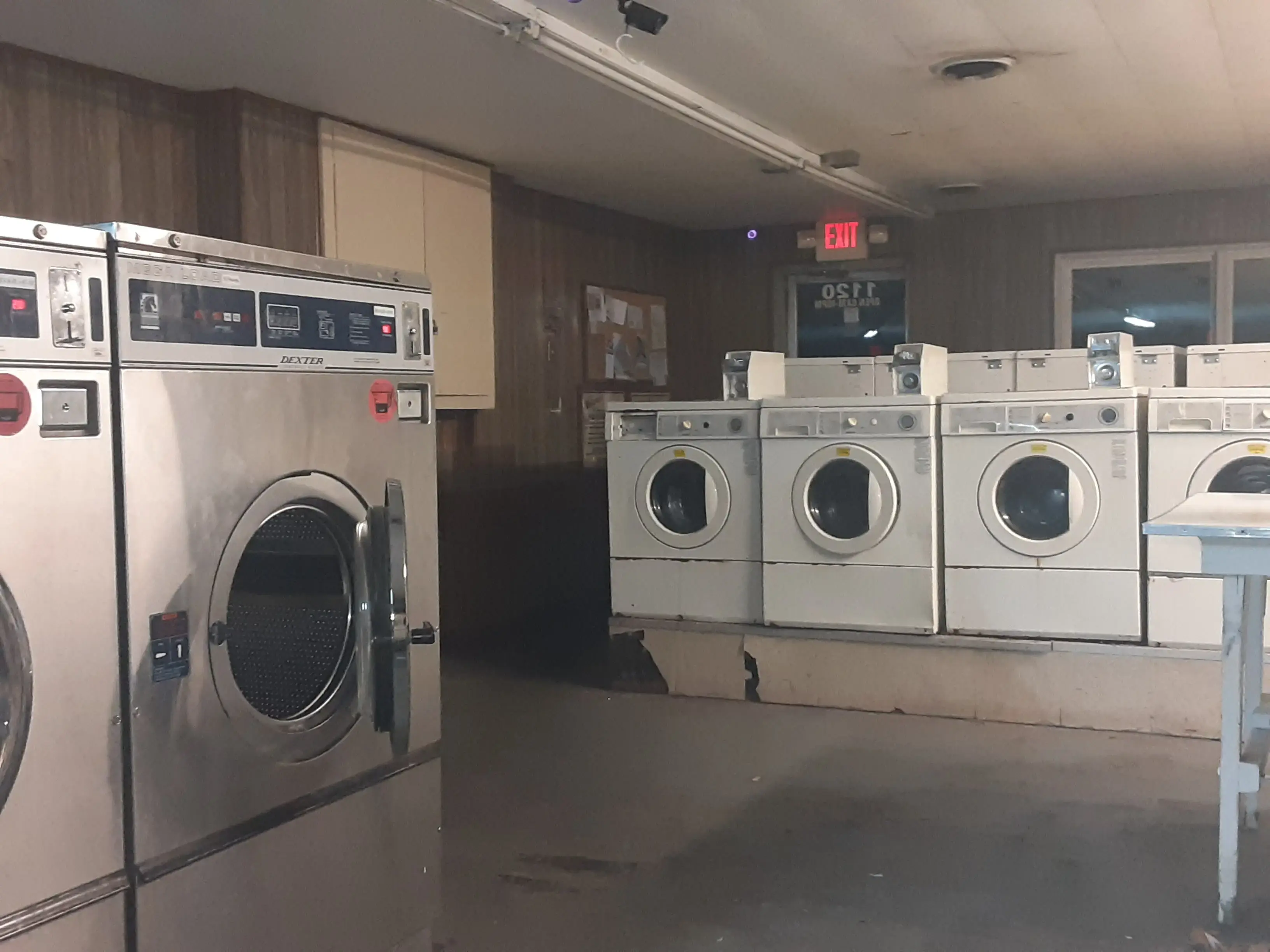 Mrs Kleen Coin Laundry thumbnail 1