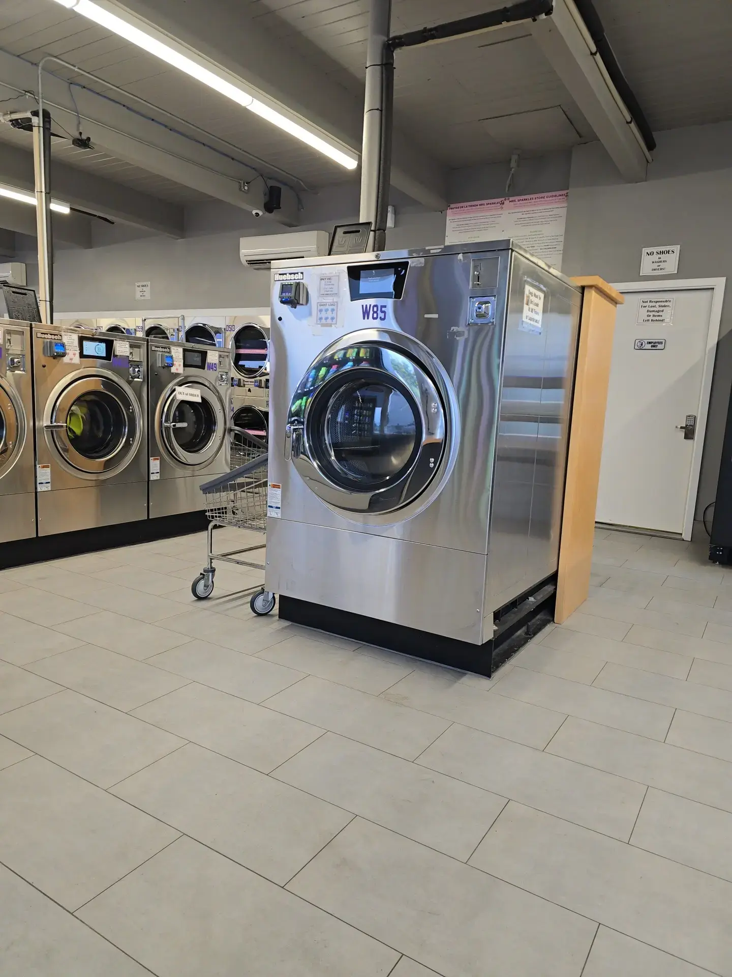 Mrs. Sparkles Laundry thumbnail 10