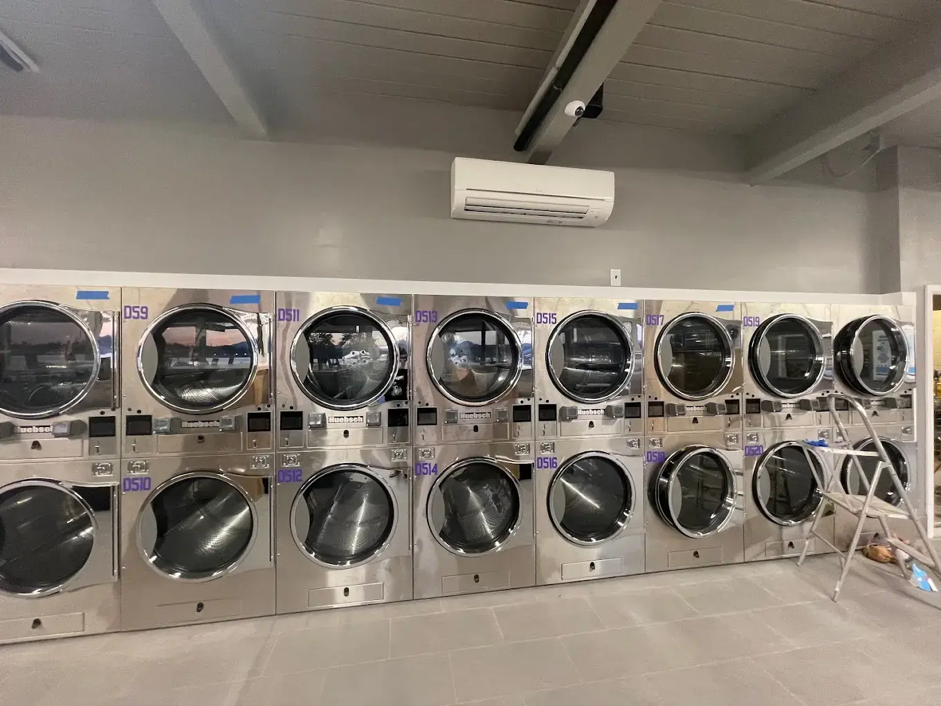 Mrs. Sparkles Laundry location