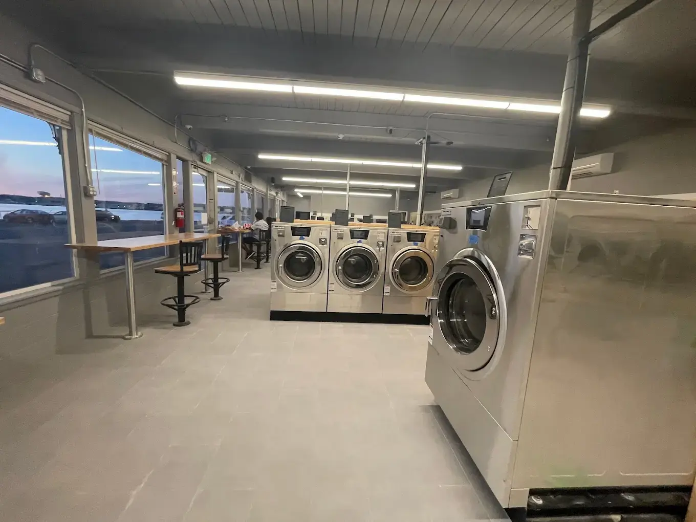 Mrs. Sparkles Laundry thumbnail 7