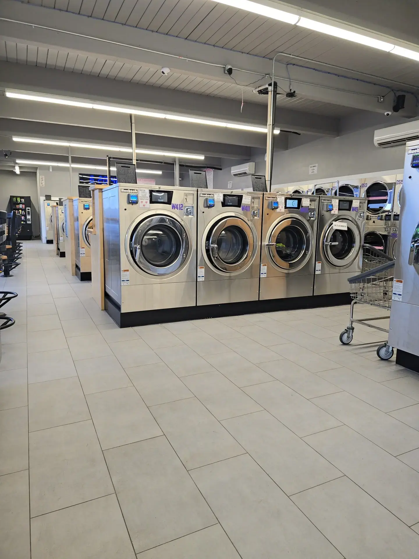 Mrs. Sparkles Laundry thumbnail 13