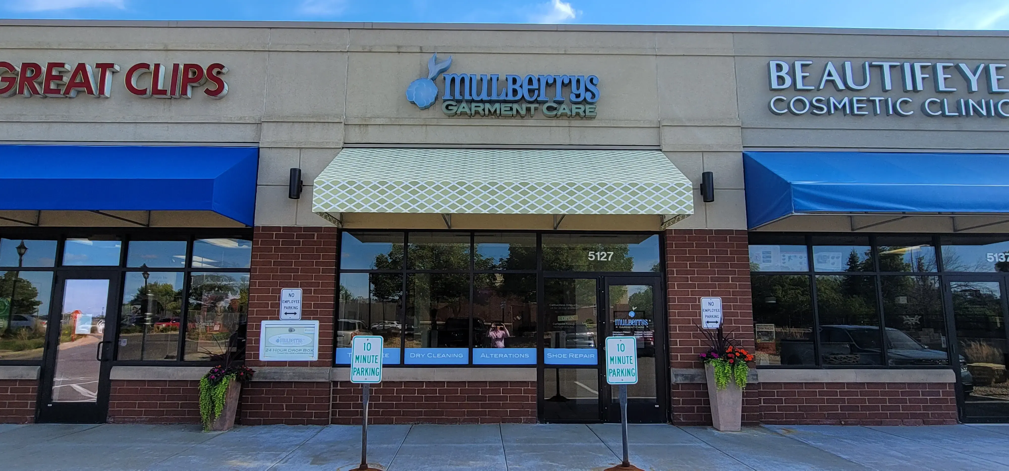 Mulberrys Dry Cleaners and Laundry thumbnail 5