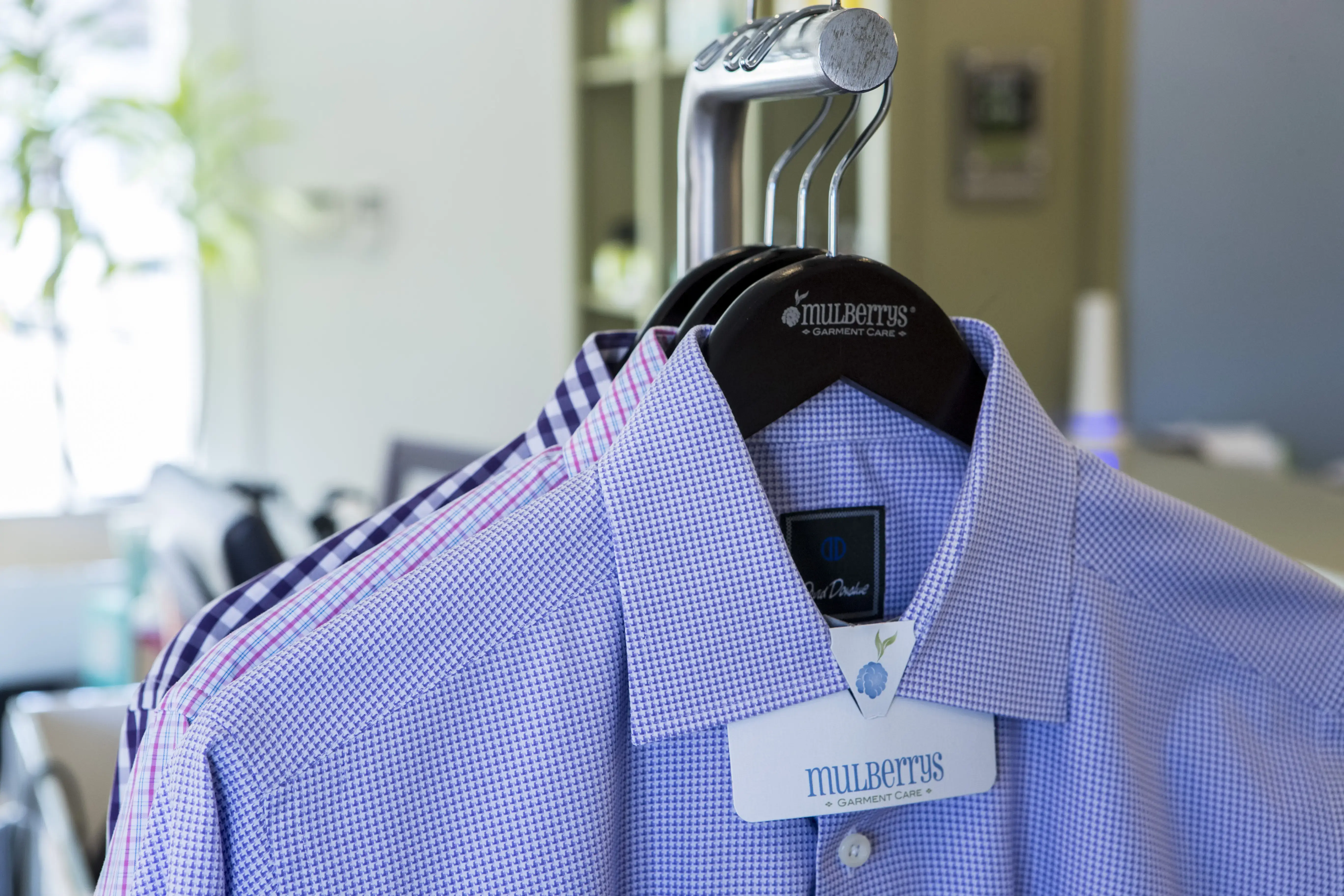 Mulberrys Dry Cleaners and Laundry thumbnail 3