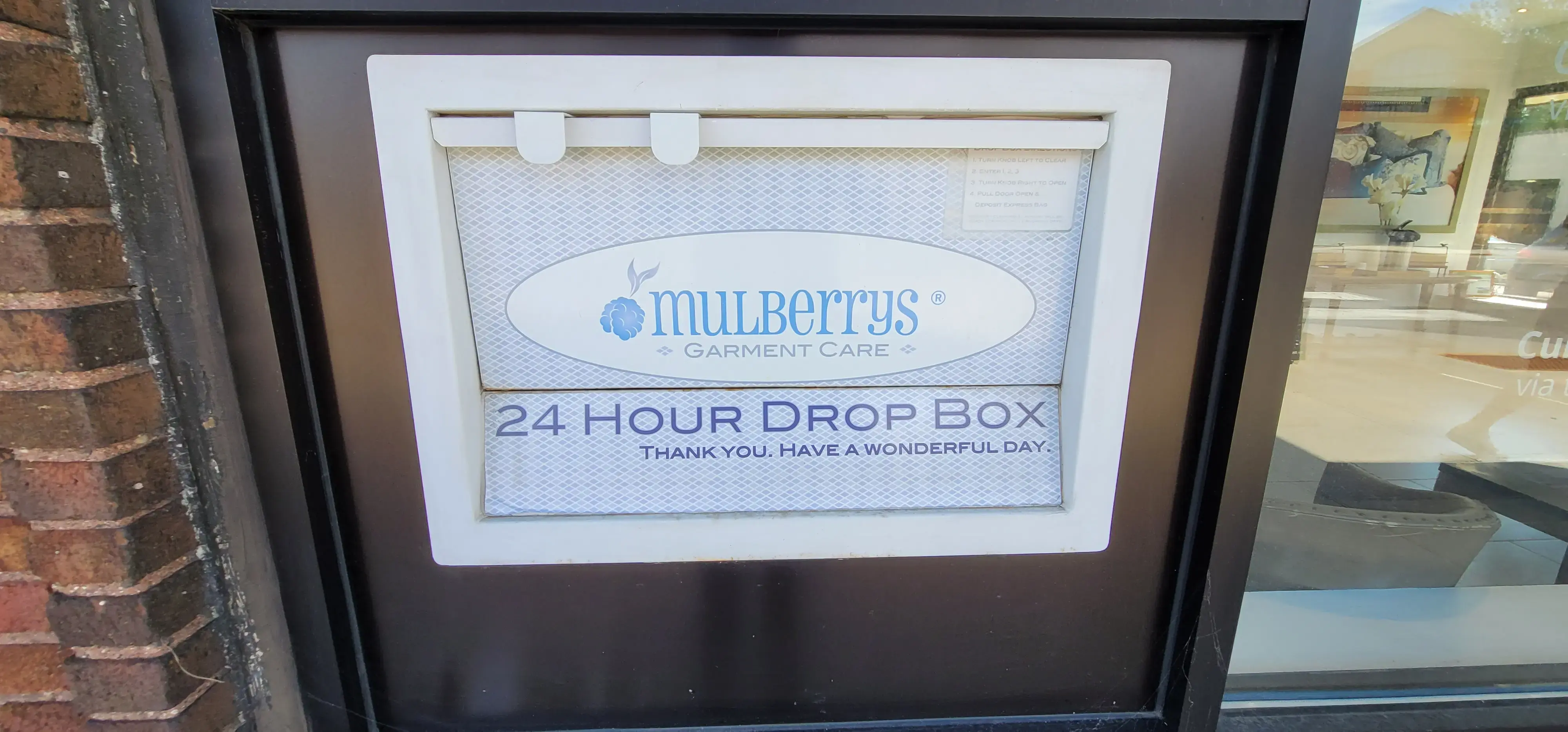 Mulberrys: Dry Cleaners & Laundry thumbnail 7