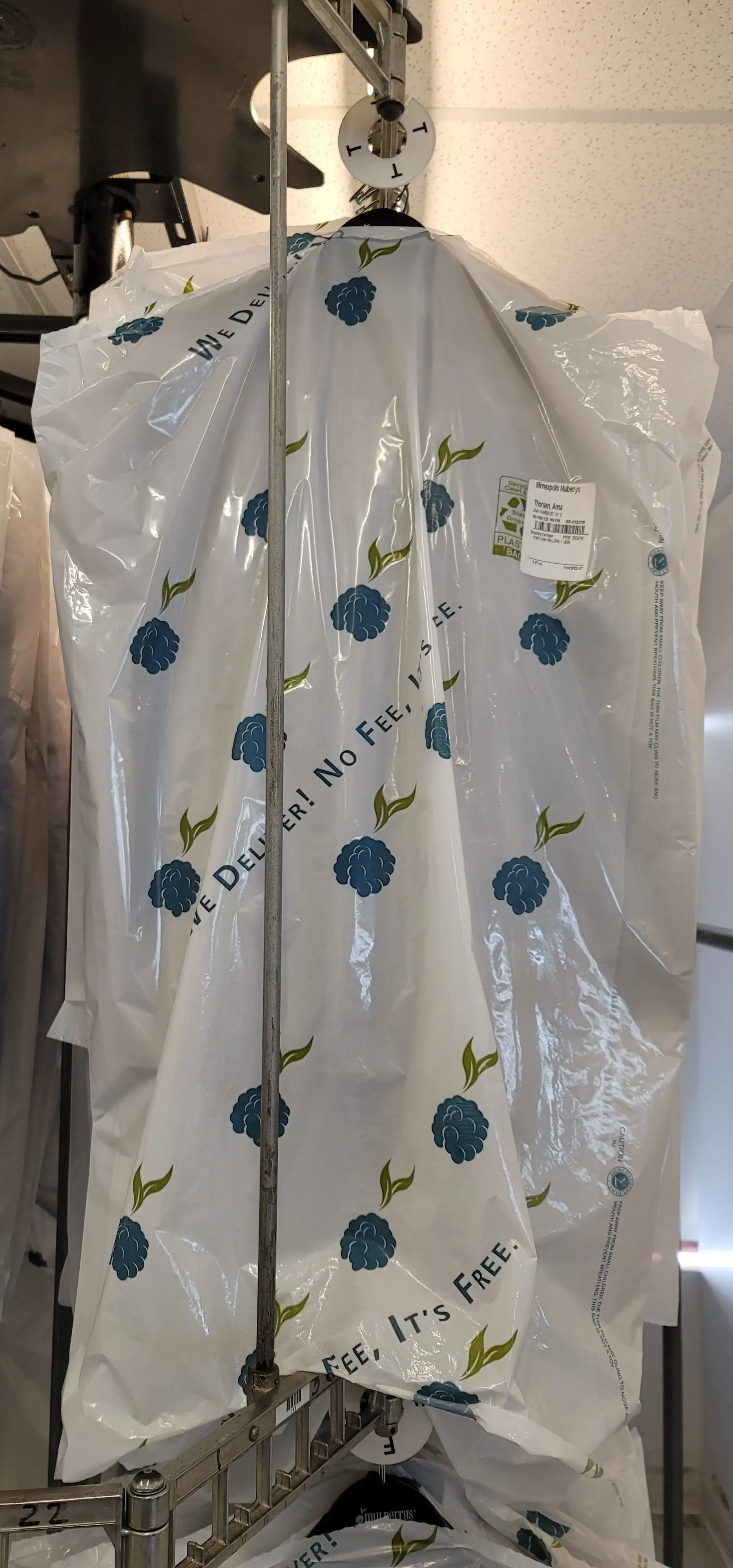 Mulberrys: Minneapolis Dry Cleaners & Laundry thumbnail 9