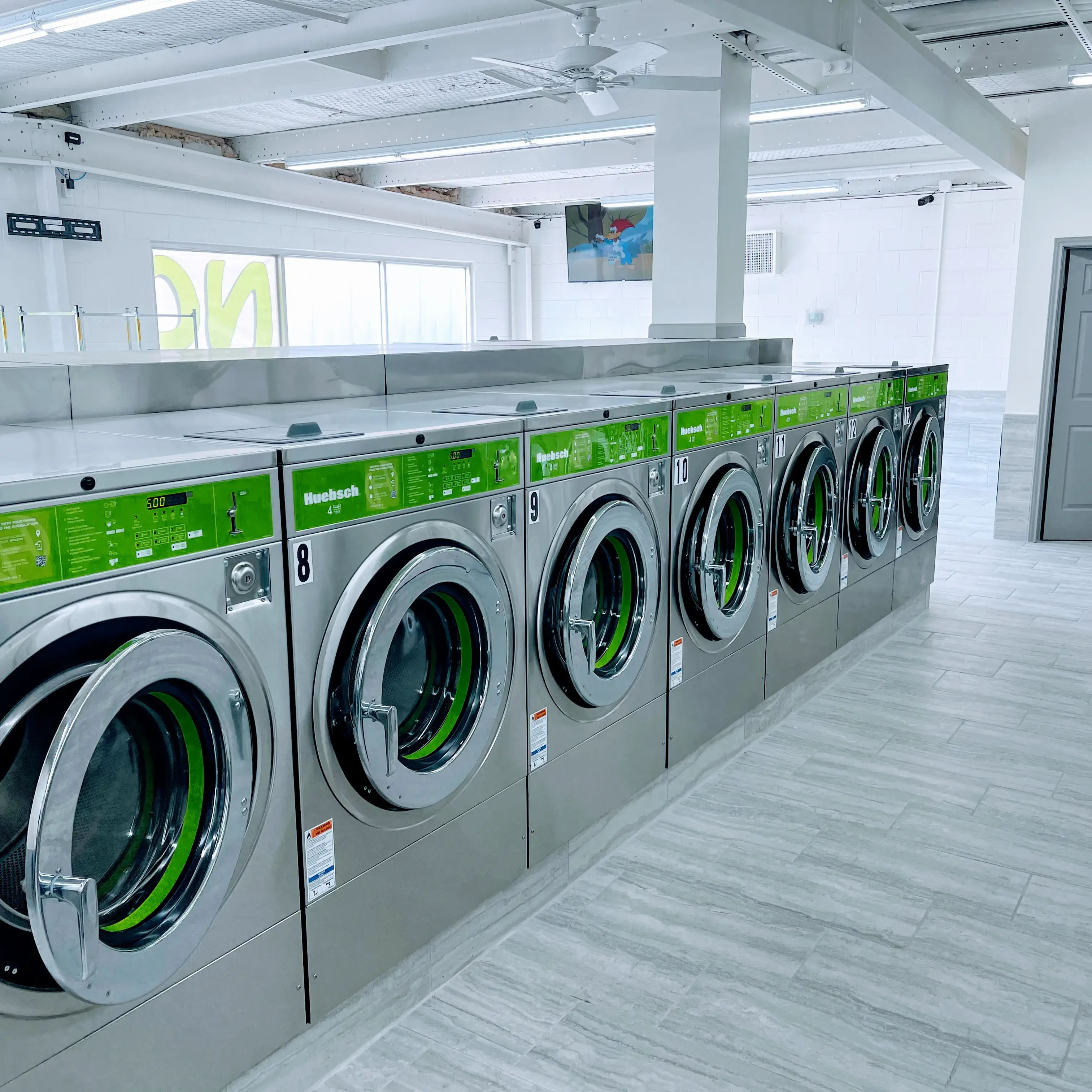 Muleteam Laundromat - Image 17