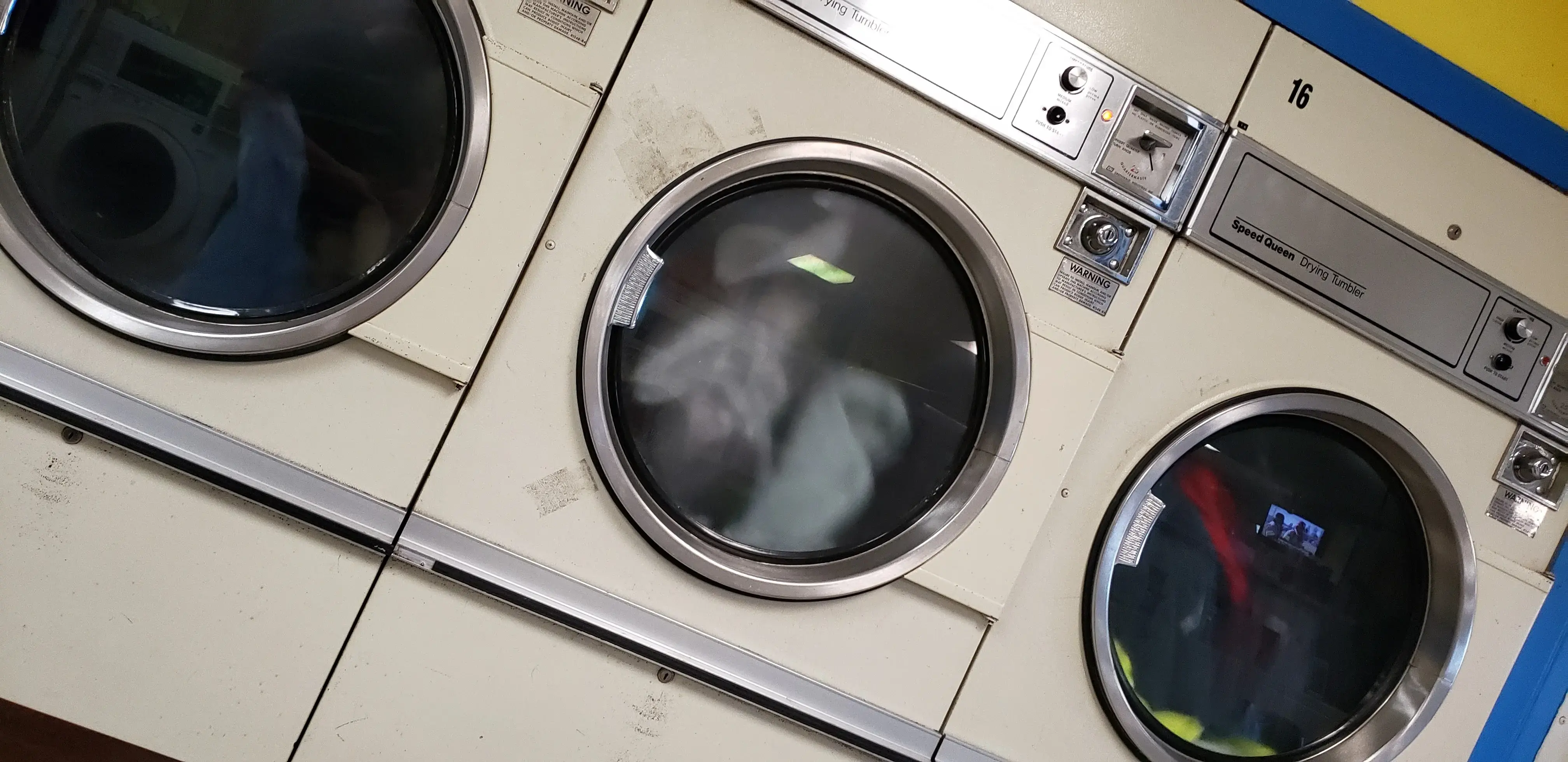 Mur Len Laundry thumbnail 7