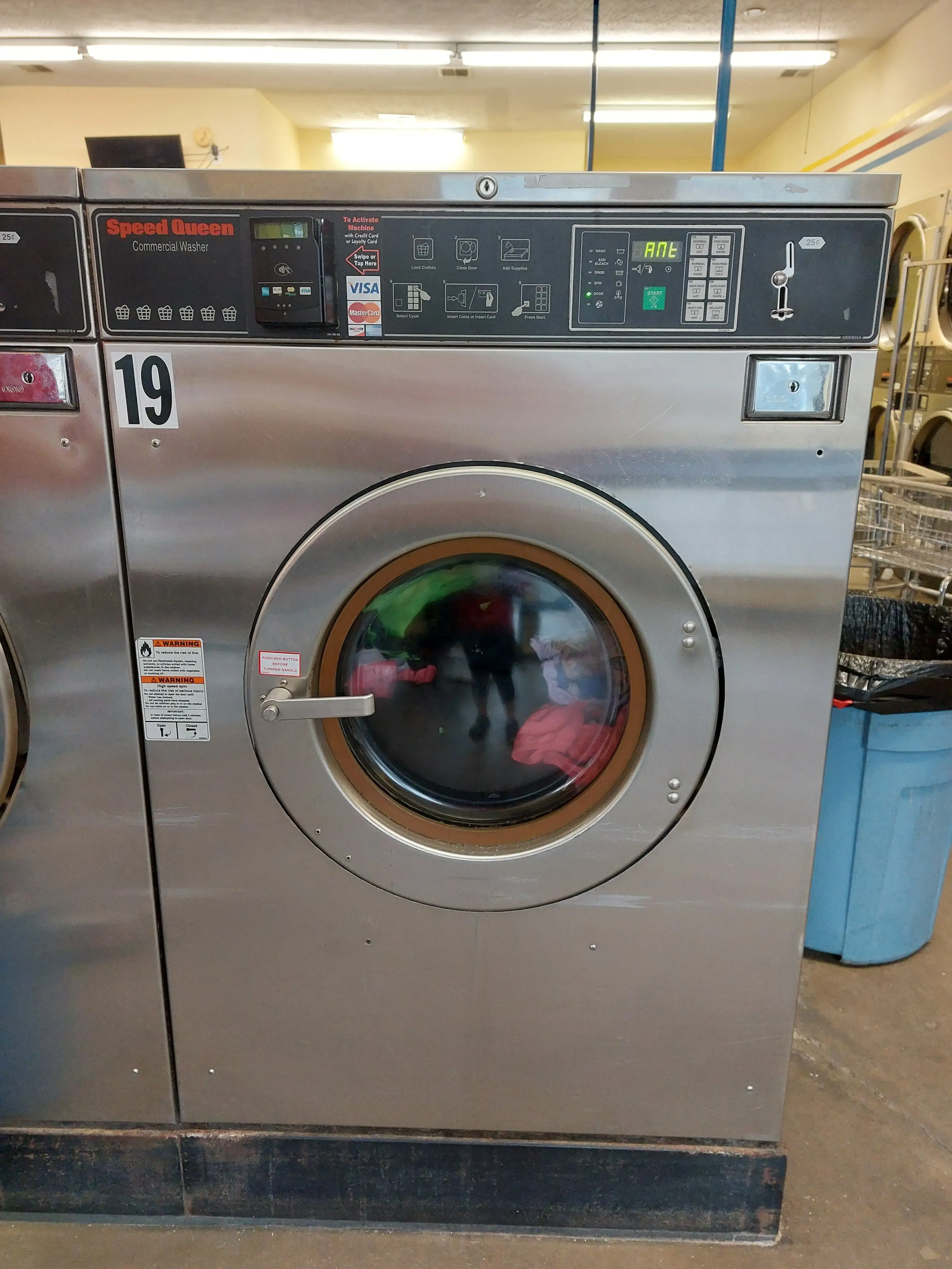 Murfreesboro Coin Laundry - Image 10