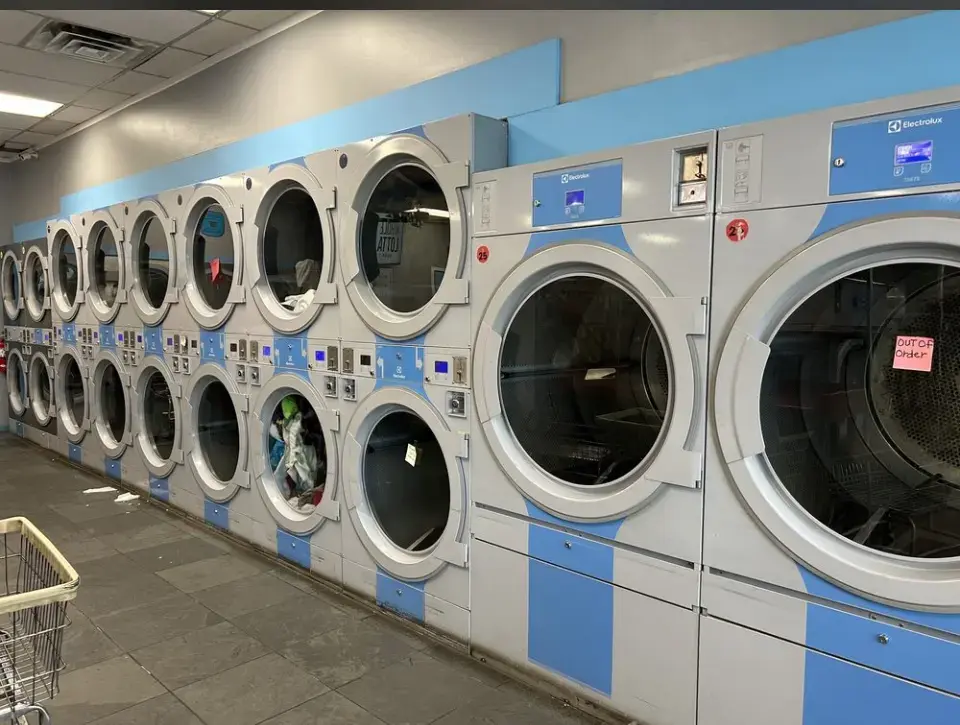 My Elegance Laundromat location