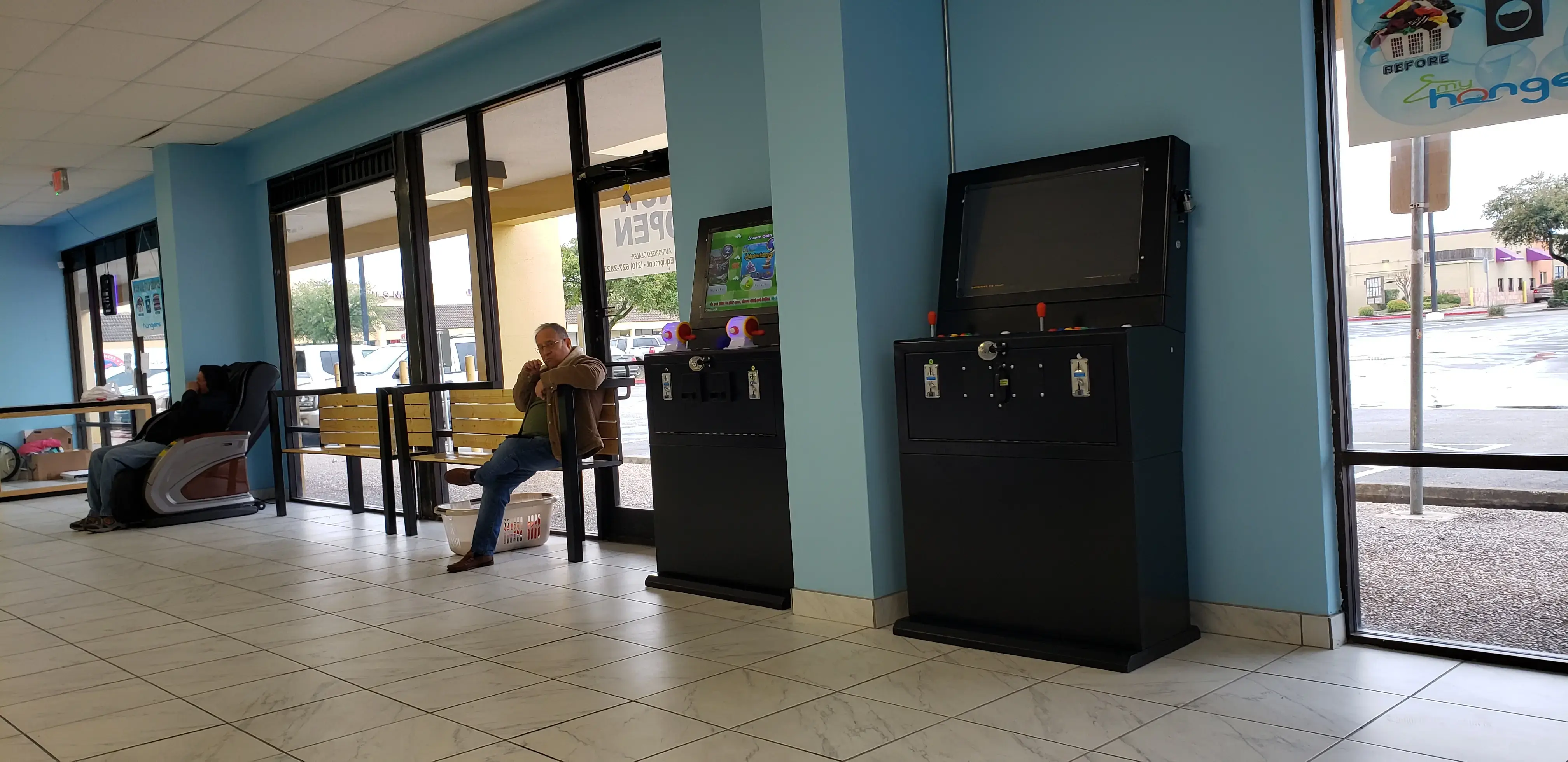 My Hangers Laundromat & Wash and fold thumbnail 9