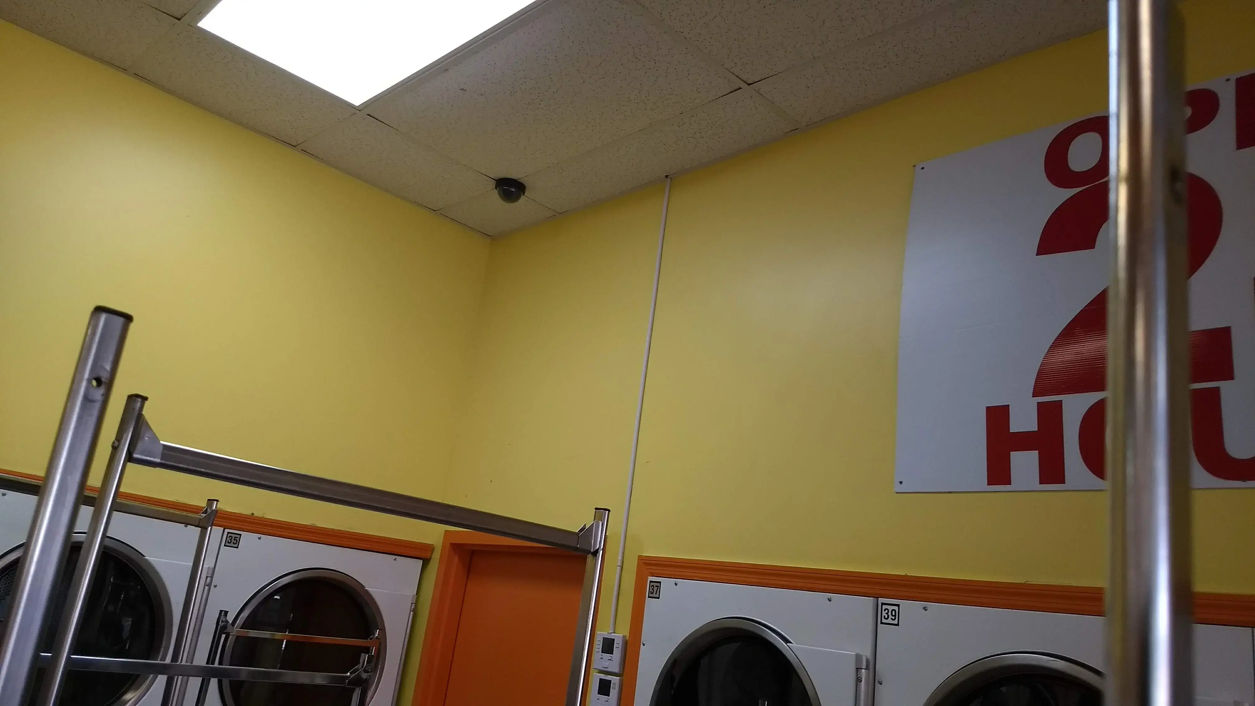 My Sunny Laundry - Image 15