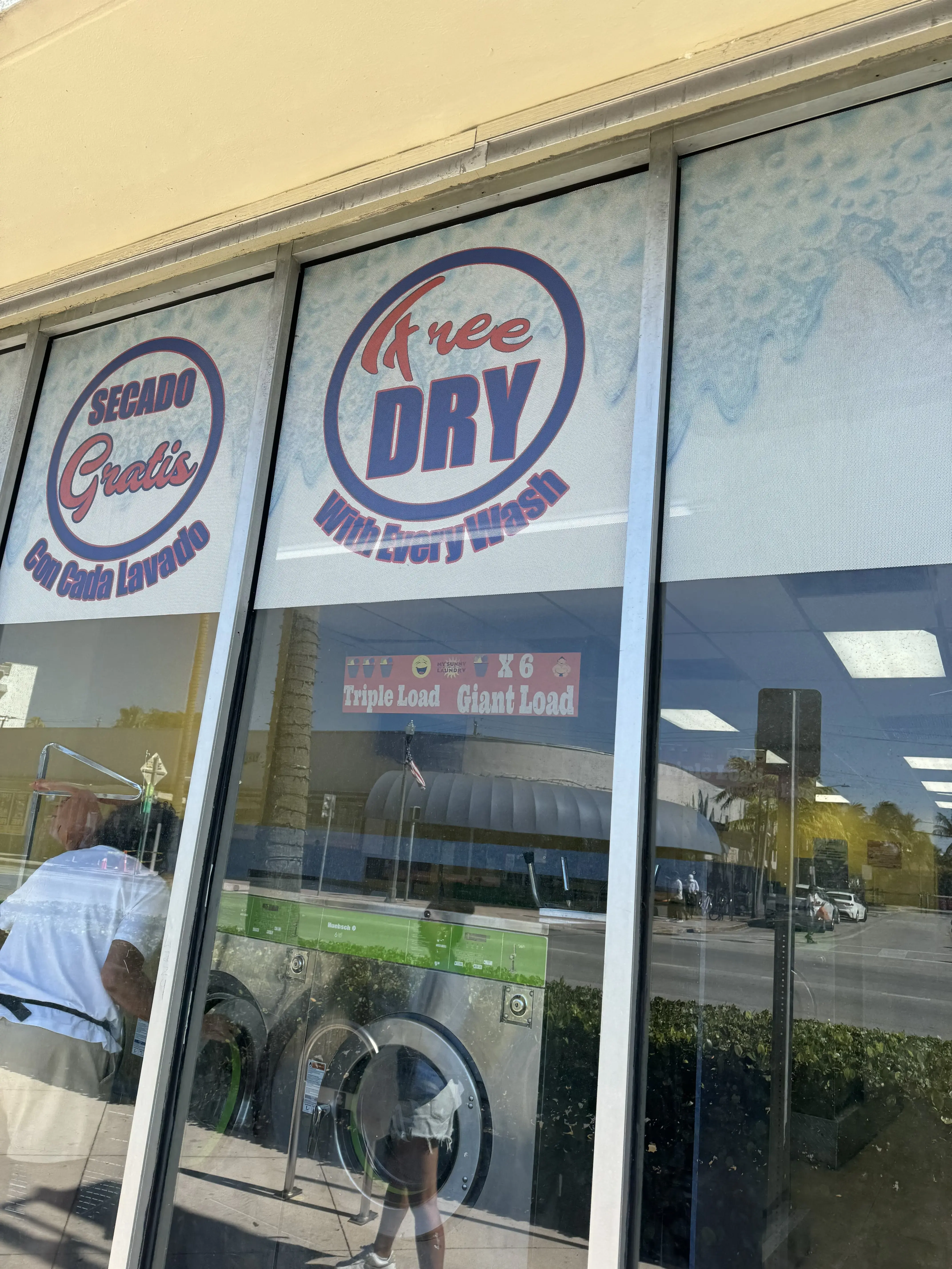 My Sunny Laundry - Image 17